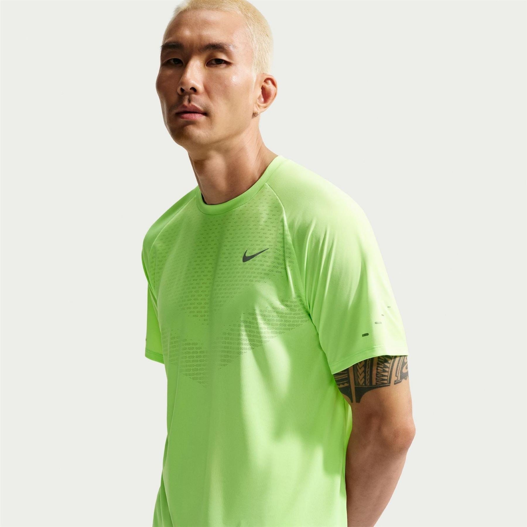 Nike Stride Raglan Short Sleeve Competition T-Shirt