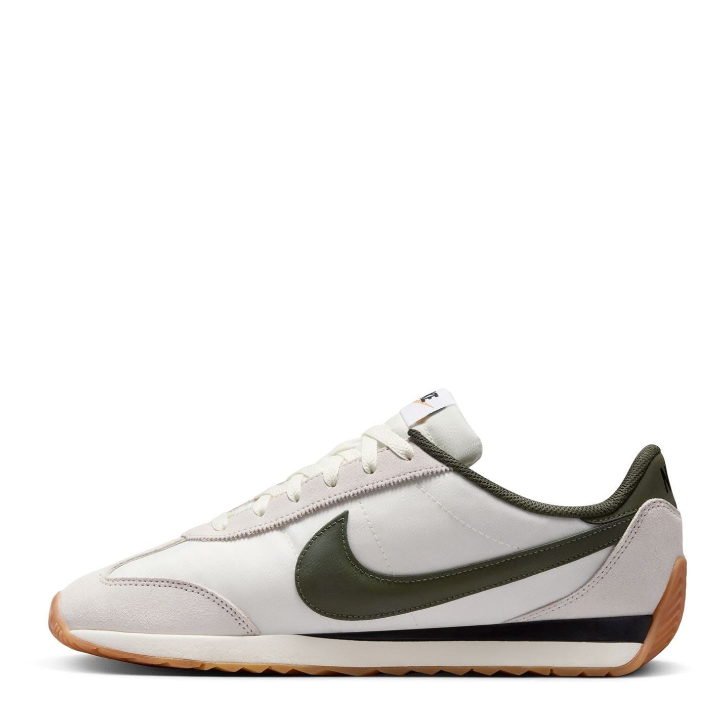 Nike Low Heel Round Toe Low Top Sneakers