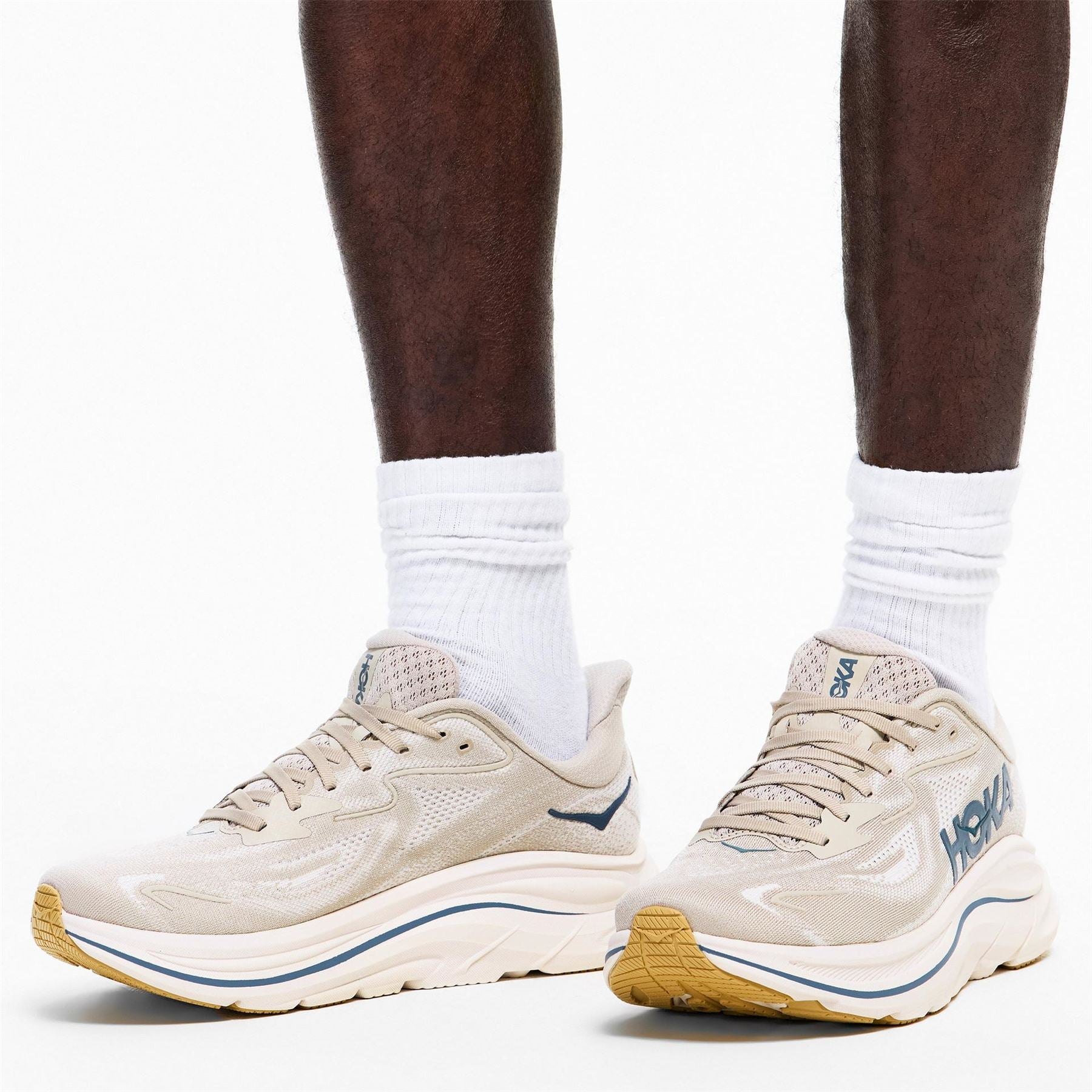 Hoka 10 Running Trainers