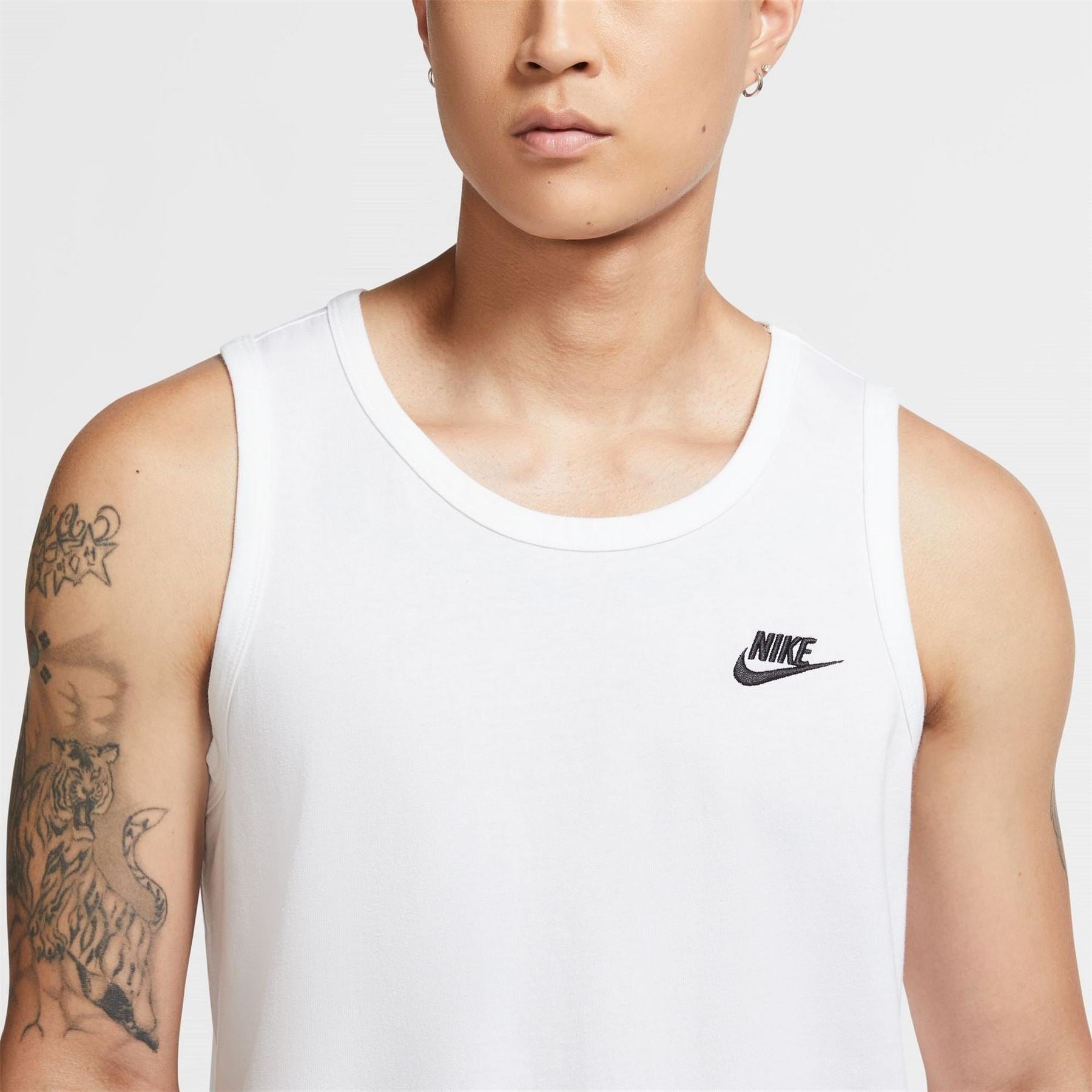 Nike Club Scoop Neck Regular Fit Tank