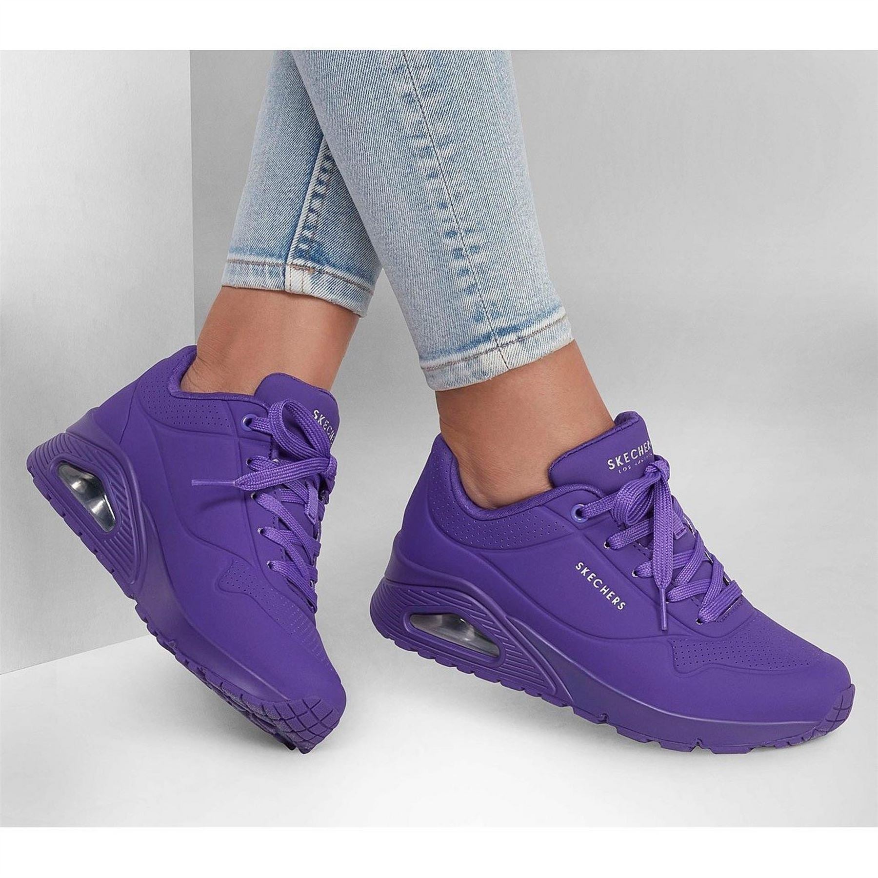 Skechers Durabuck Lace Up Classic Low Top Trainers