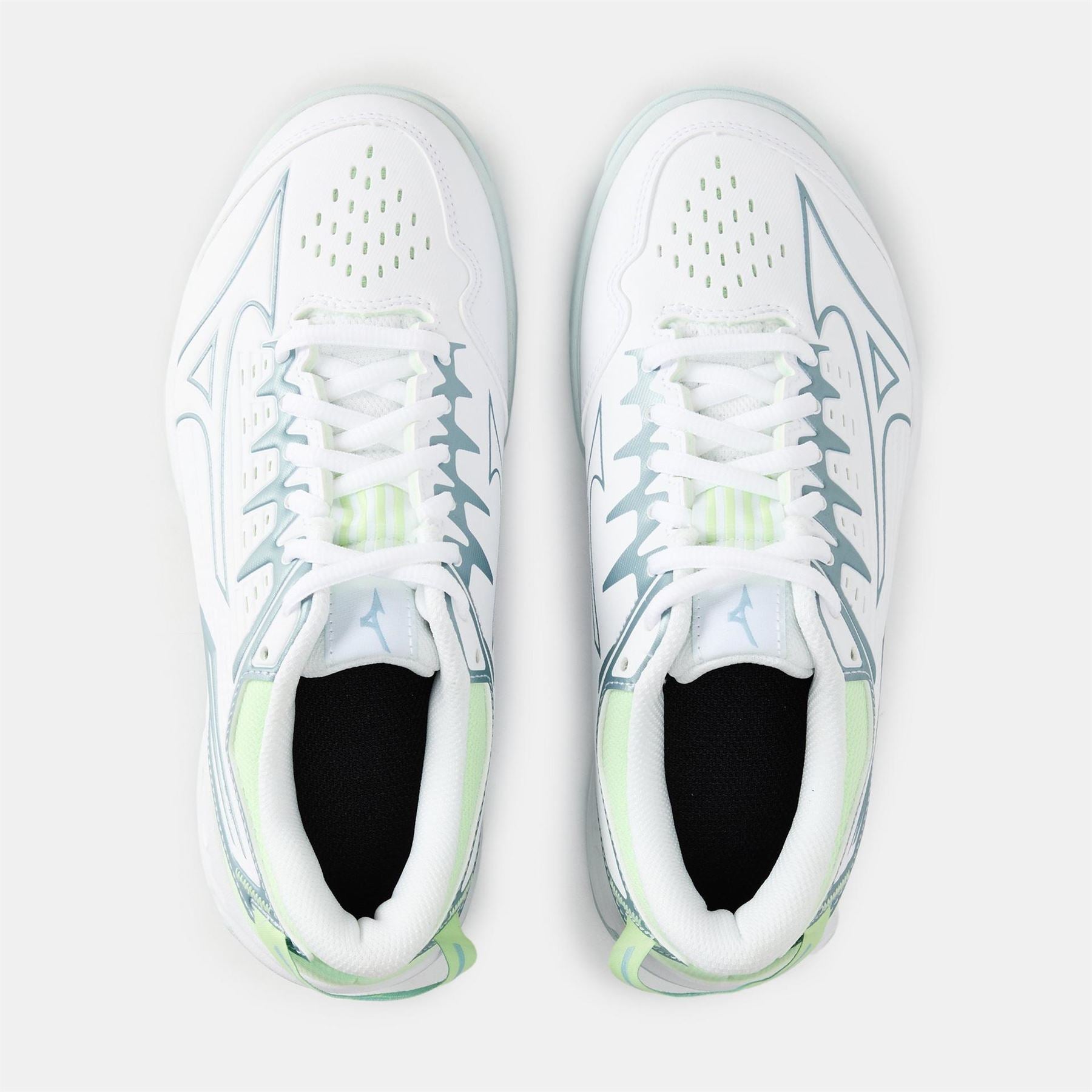 Mizuno Wave Lynx 2 Low Top Flat Heel Sneakers