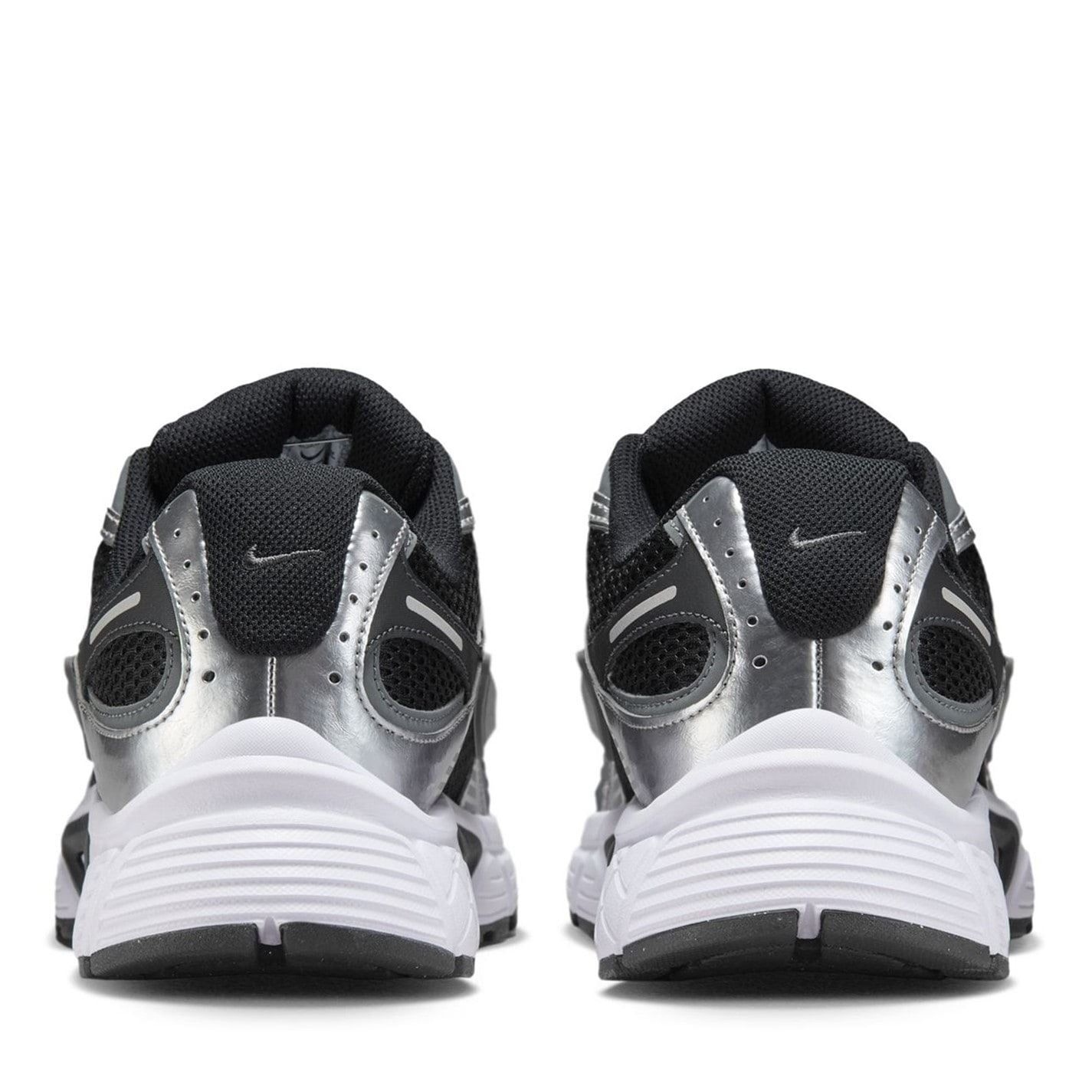 Nike Vomero 5 Running Flat Heel Trainers