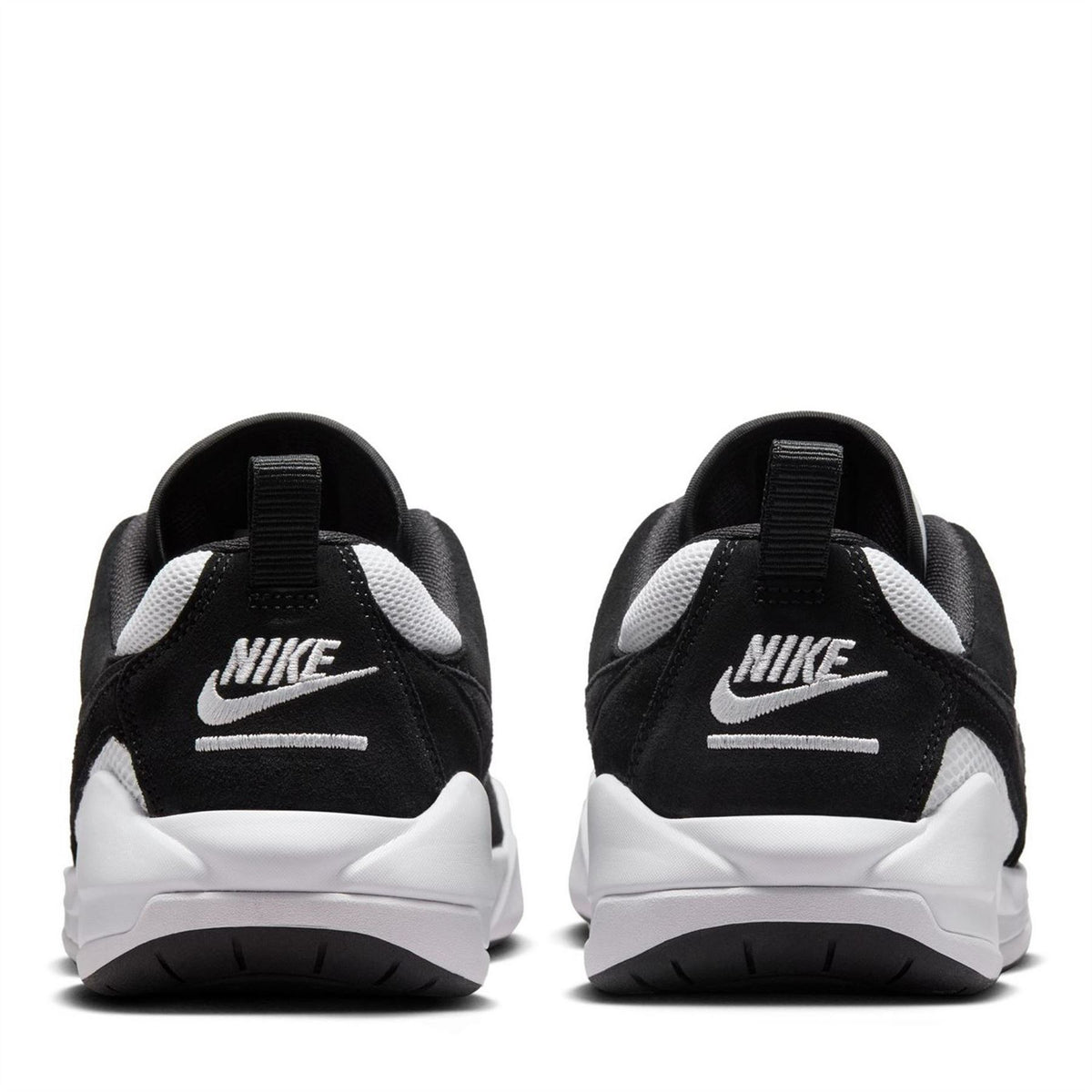 Air Jordan Comfort Era Lace-Up Low Top Sneakers