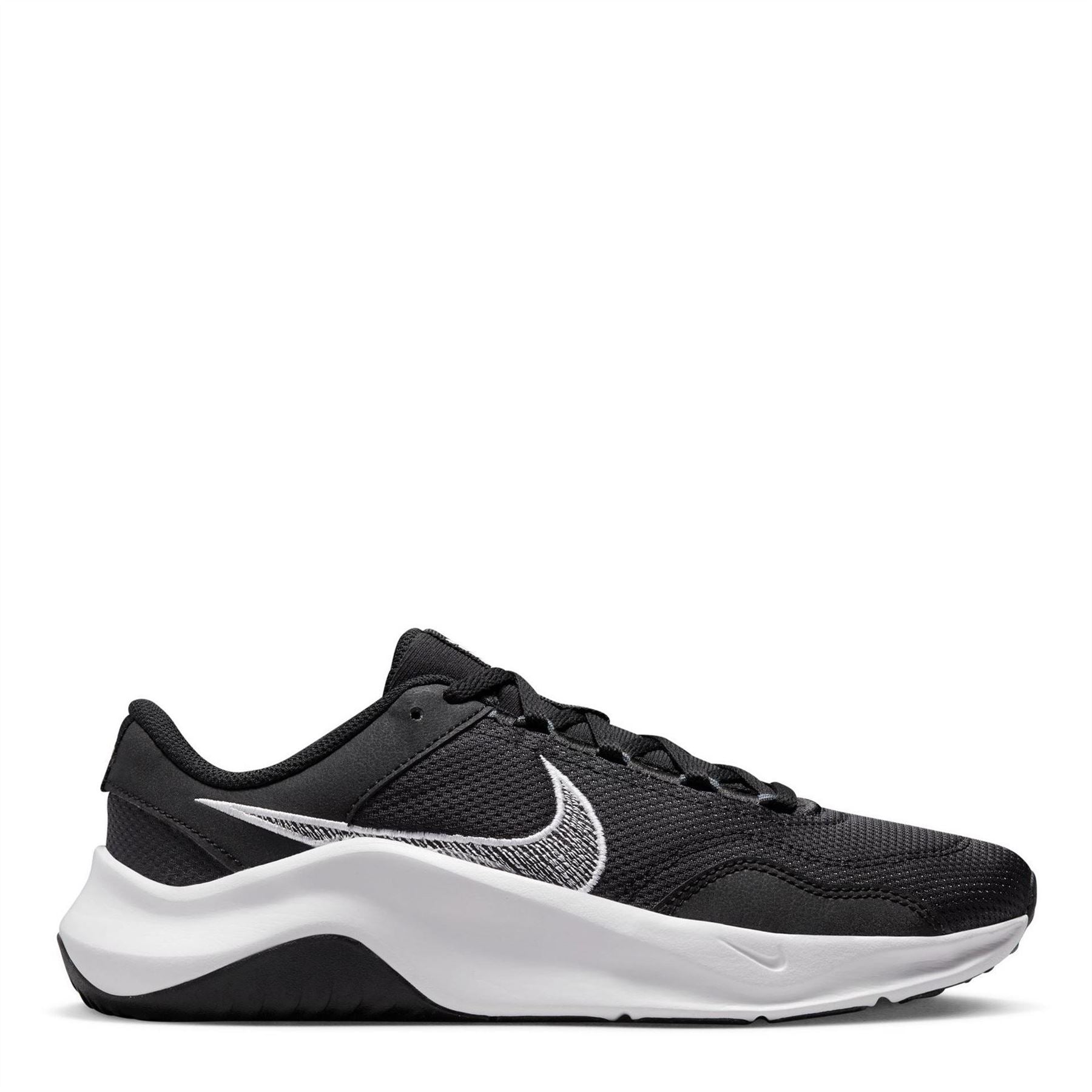 Nike Womens Essential 3 Training Shoes