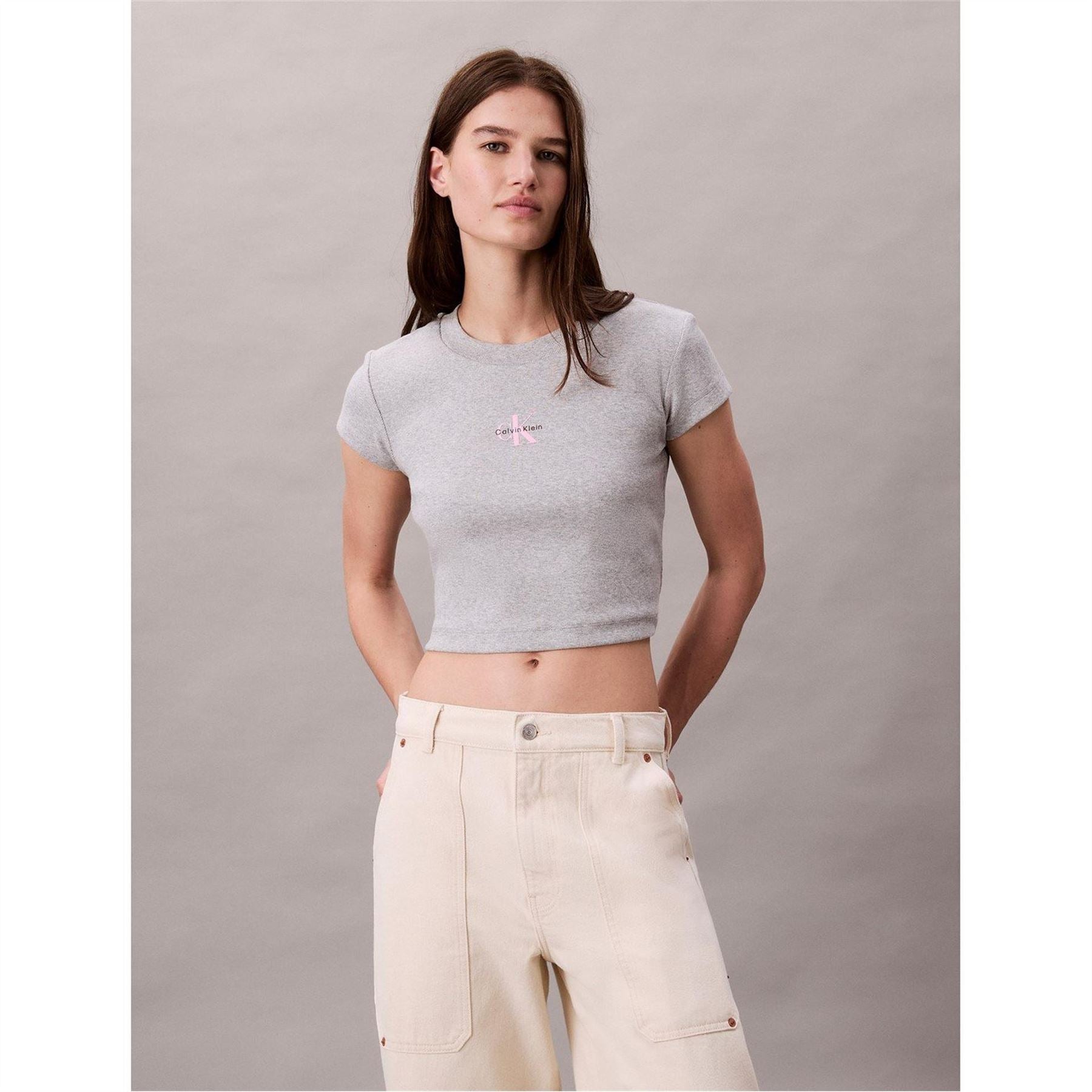 Calvin Klein Jeans Baby Slim Fit Cropped Crew Neck T-Shirt