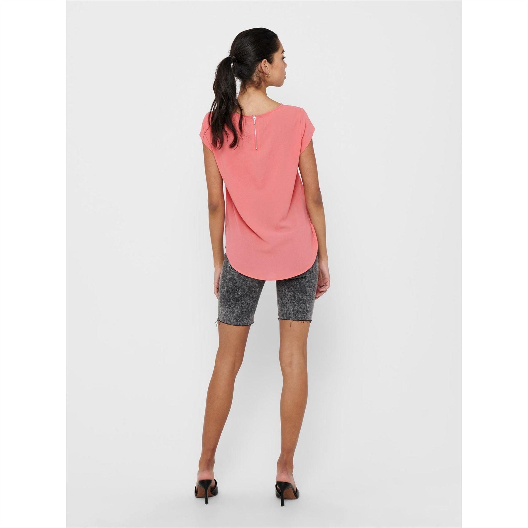 Only Vic Crew Neck Regular Fit T-Shirt