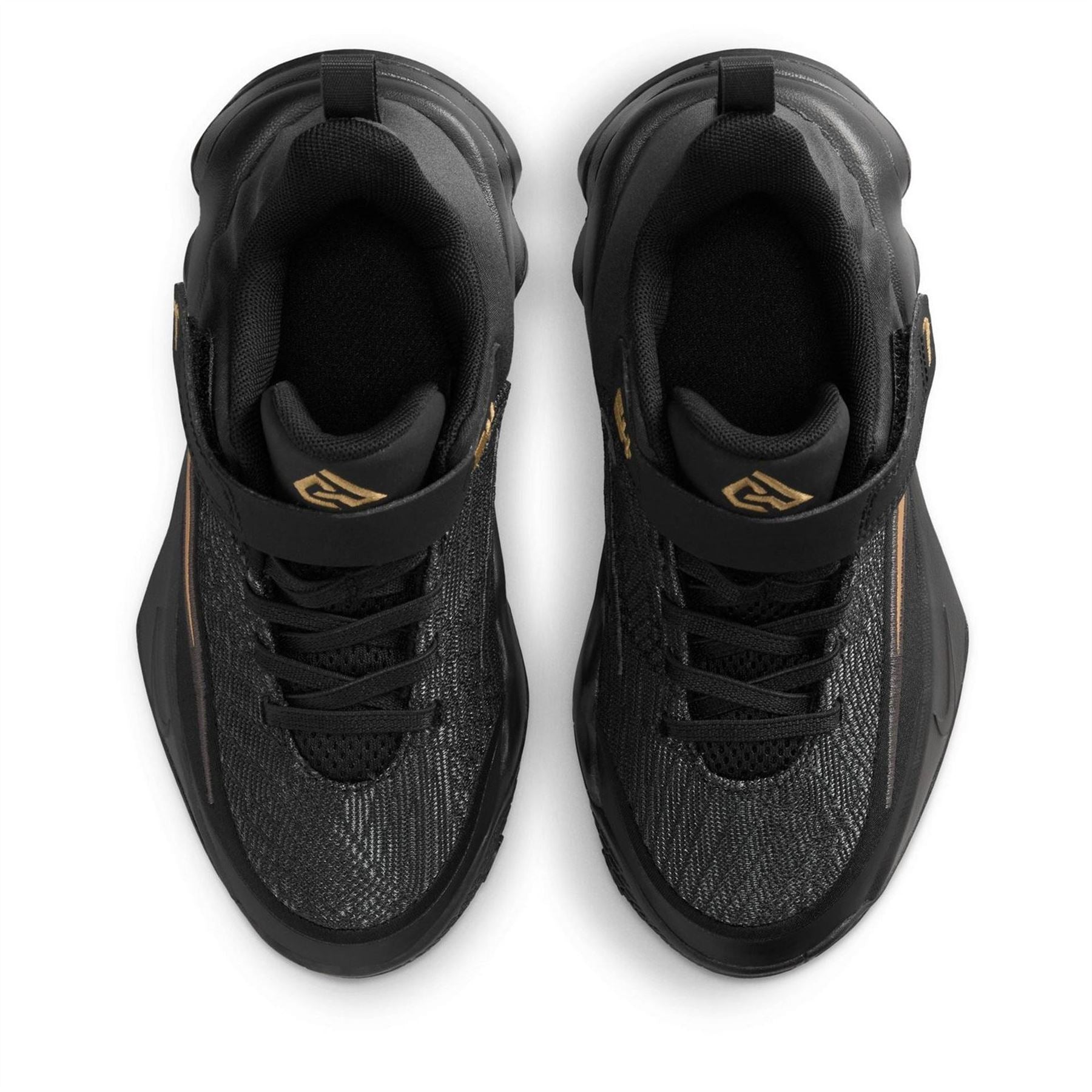 Nike Giannis Immortality 4 Mid Top Sneakers