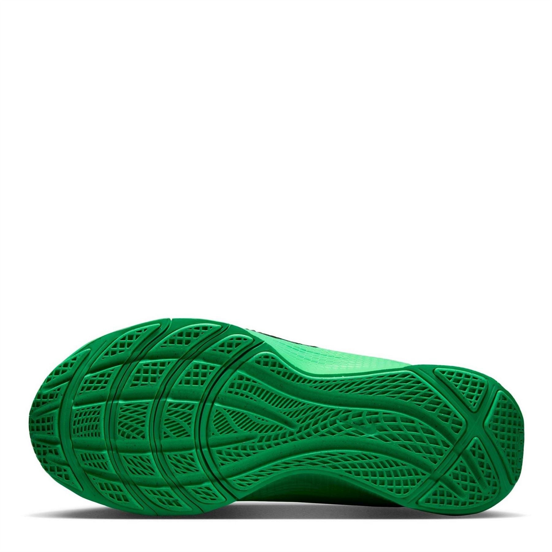 Nike Lebron Low Top Textured Sneakers