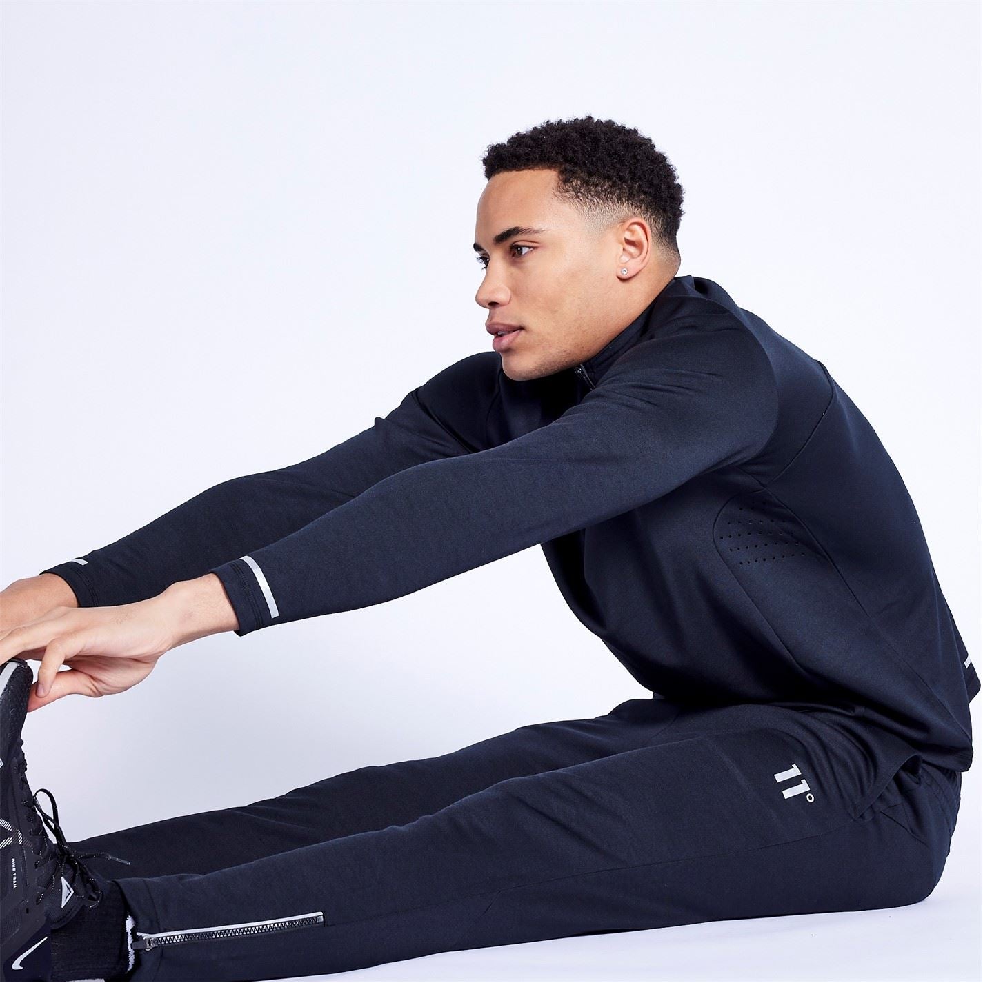 11 Degrees Oxygen Quarter Zip Top   Black