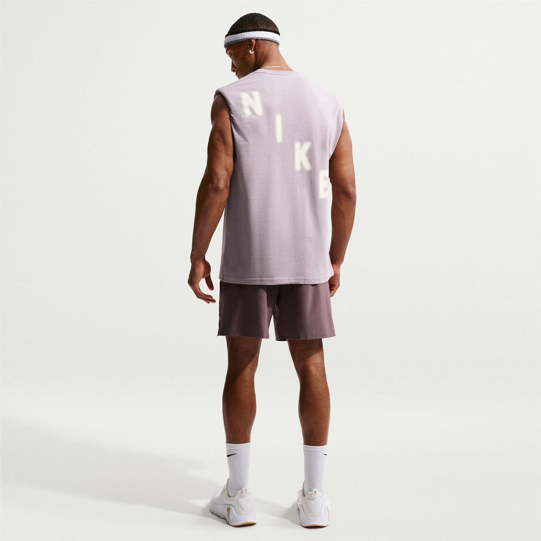 Nike Mens Dri Fit Unlimited 7 Unlined Woven Fitness Shorts