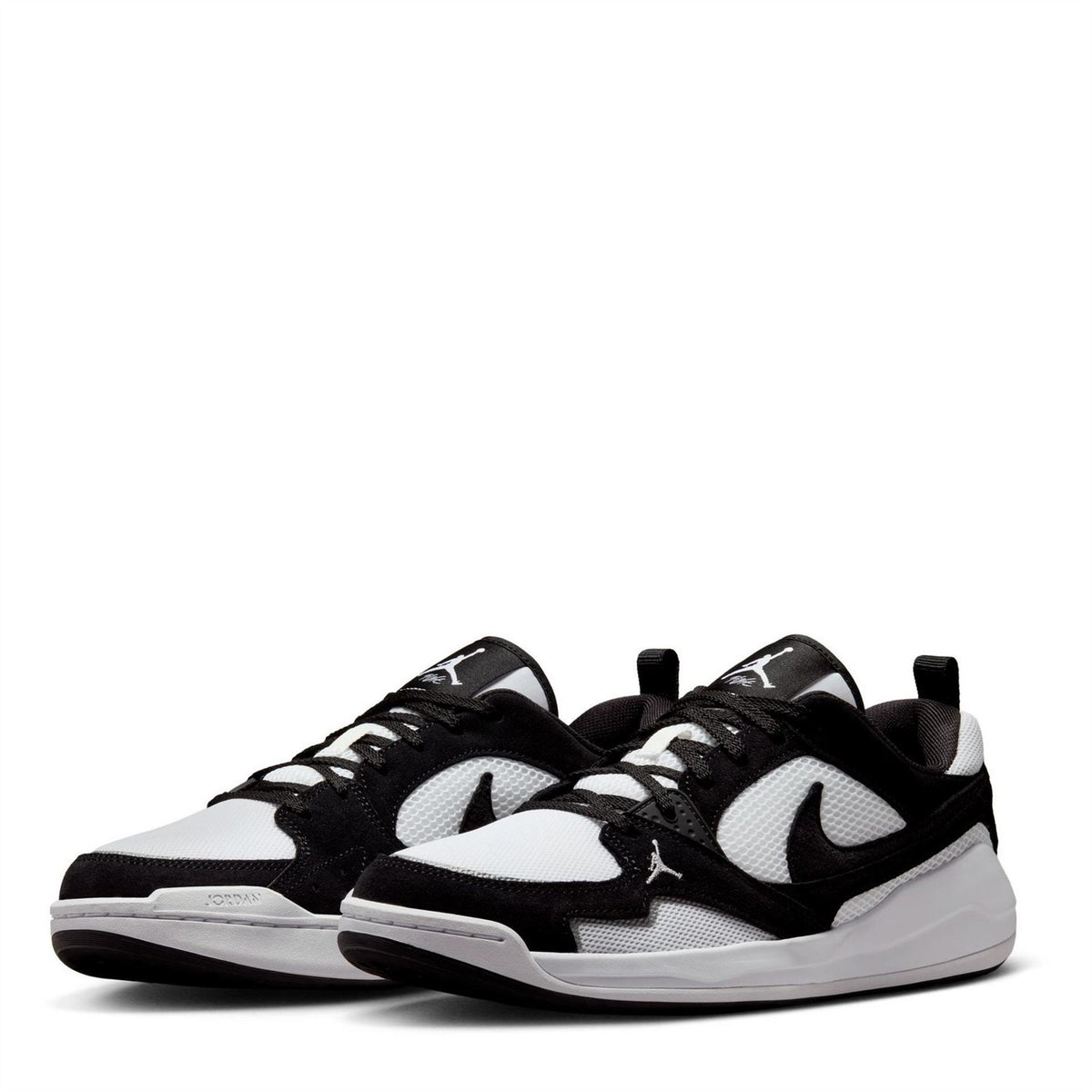 Air Jordan Comfort Era Lace-Up Low Top Sneakers