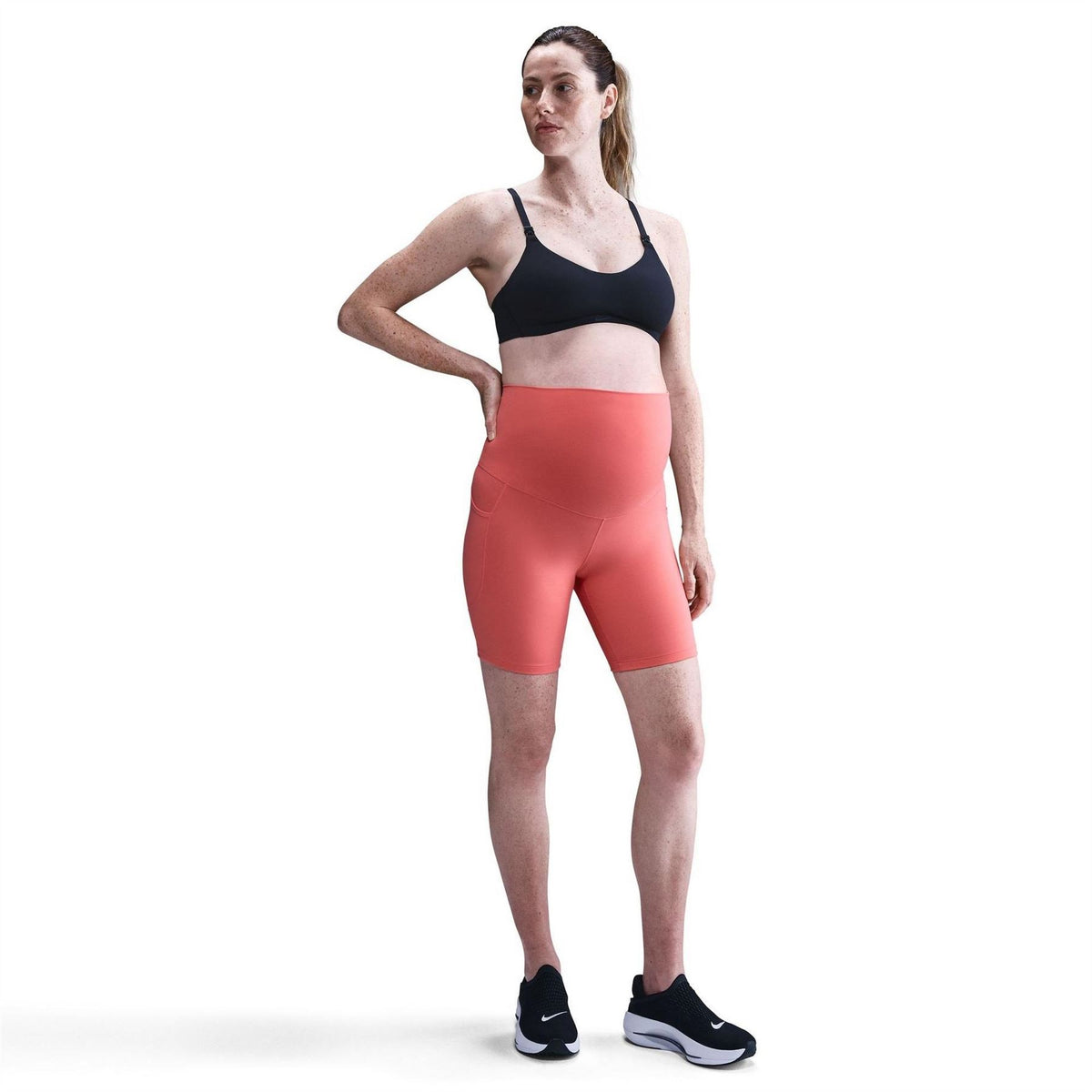 Nike Alate Scoop Neck Spaghetti Strap Sports Bra