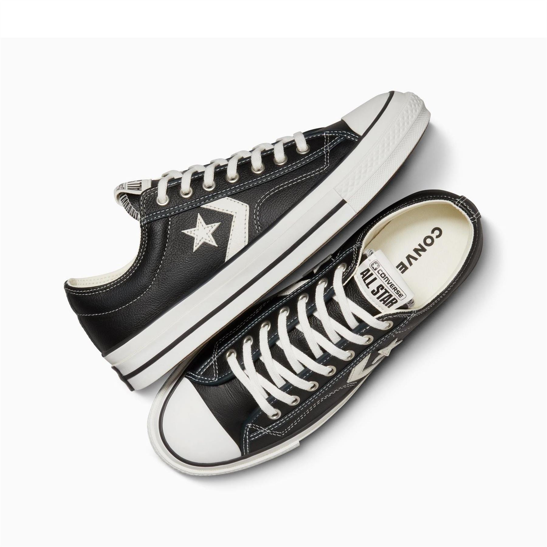 Converse Adults Star Player 76 Fall Leather Low Top Trainers