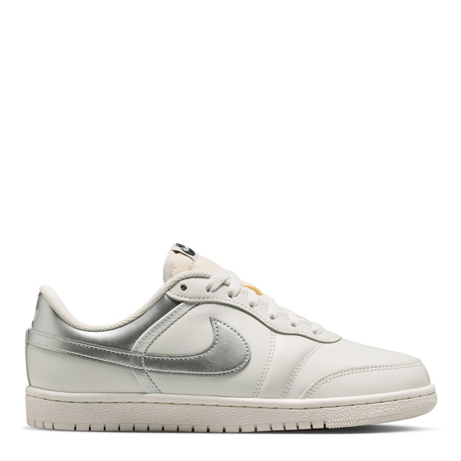Air Jordan Low Top Trainers