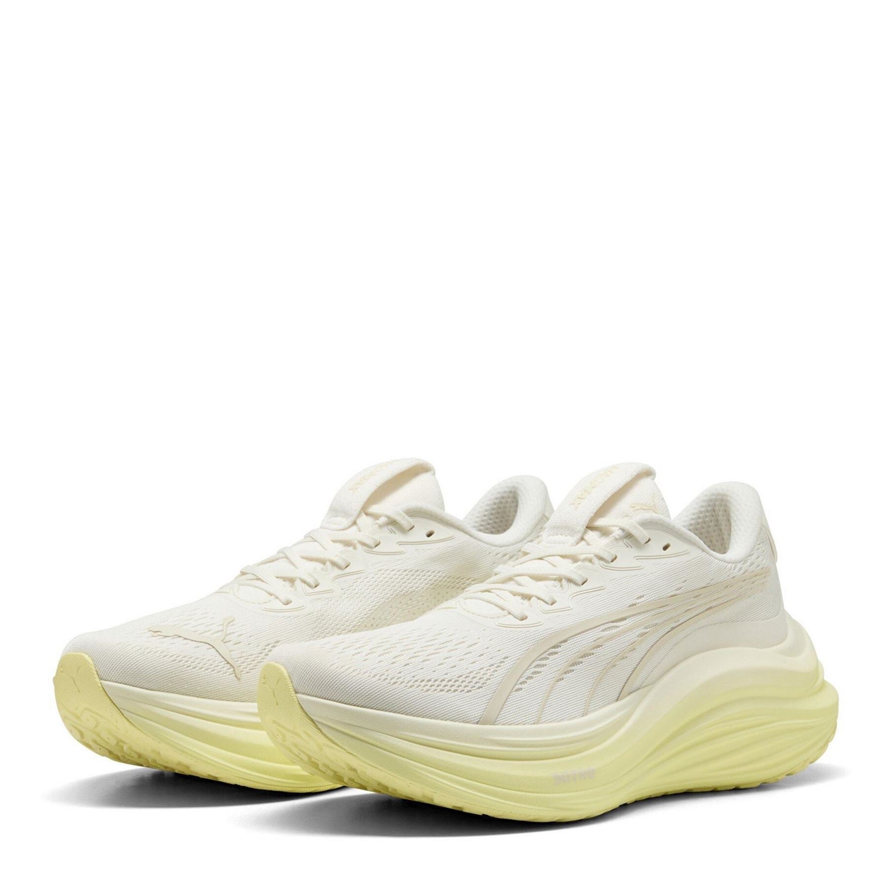 Puma Magmax Nitro Running Shoes