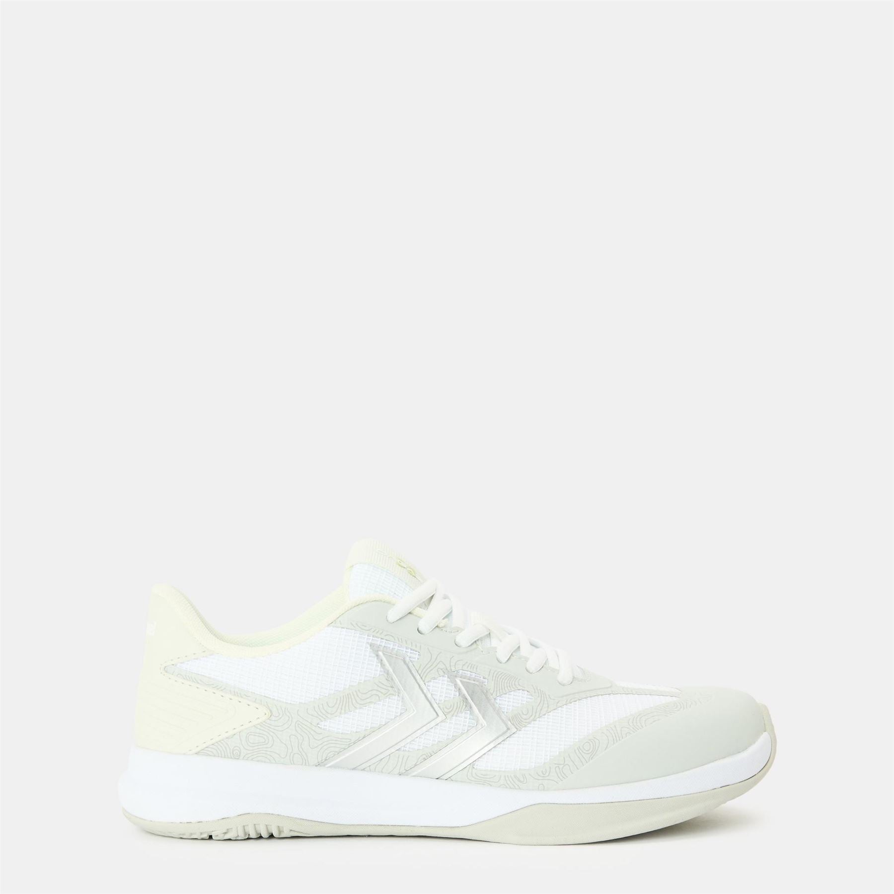 Hummel Dagaz V Graphic Print Round Toe Trainers