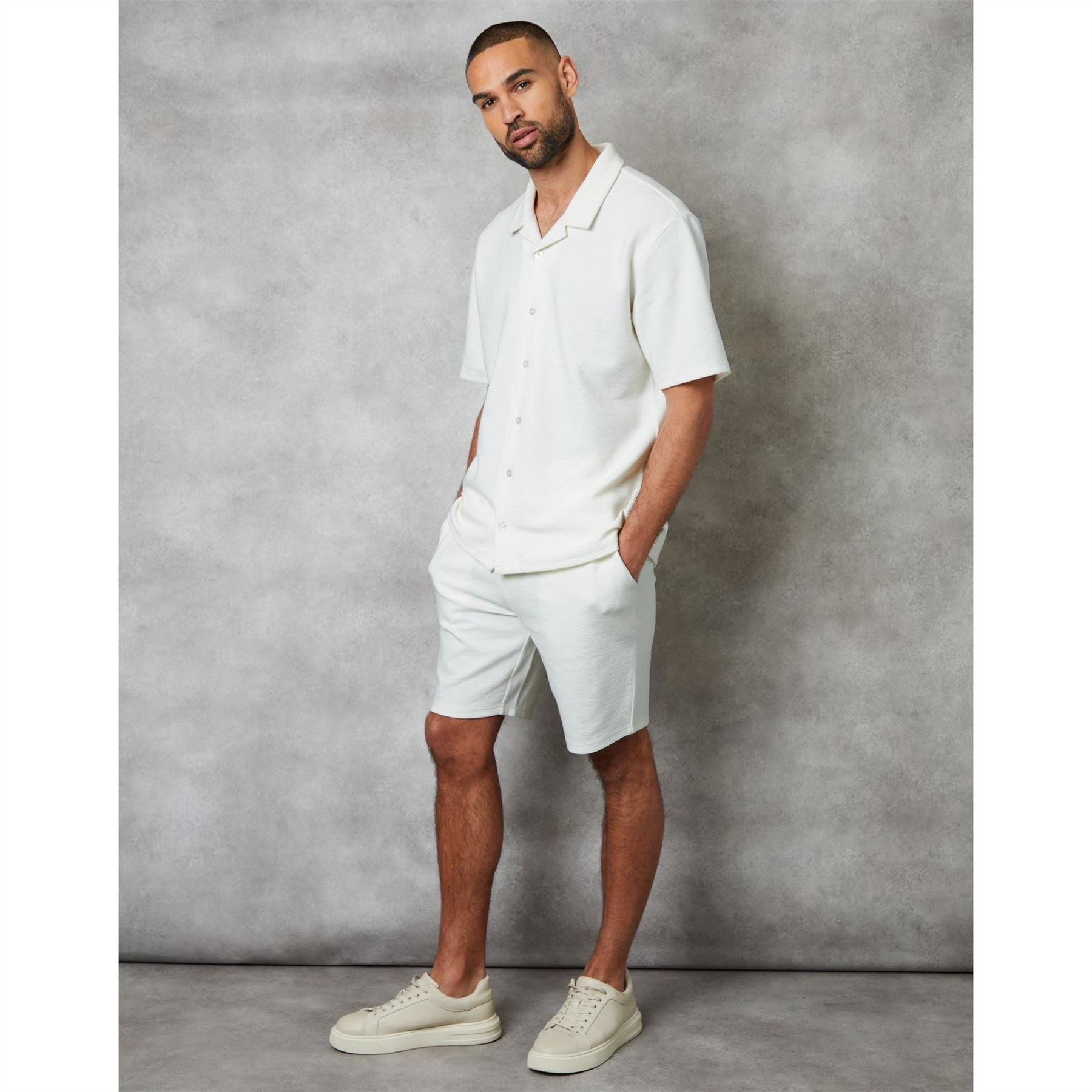 Threadbare Embley Relaxed Fit Short Sleeve Shirt