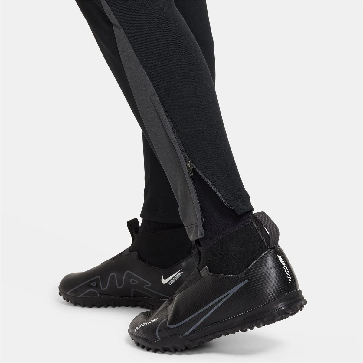 Nike Acad Solid Patterned Slim Track Pants