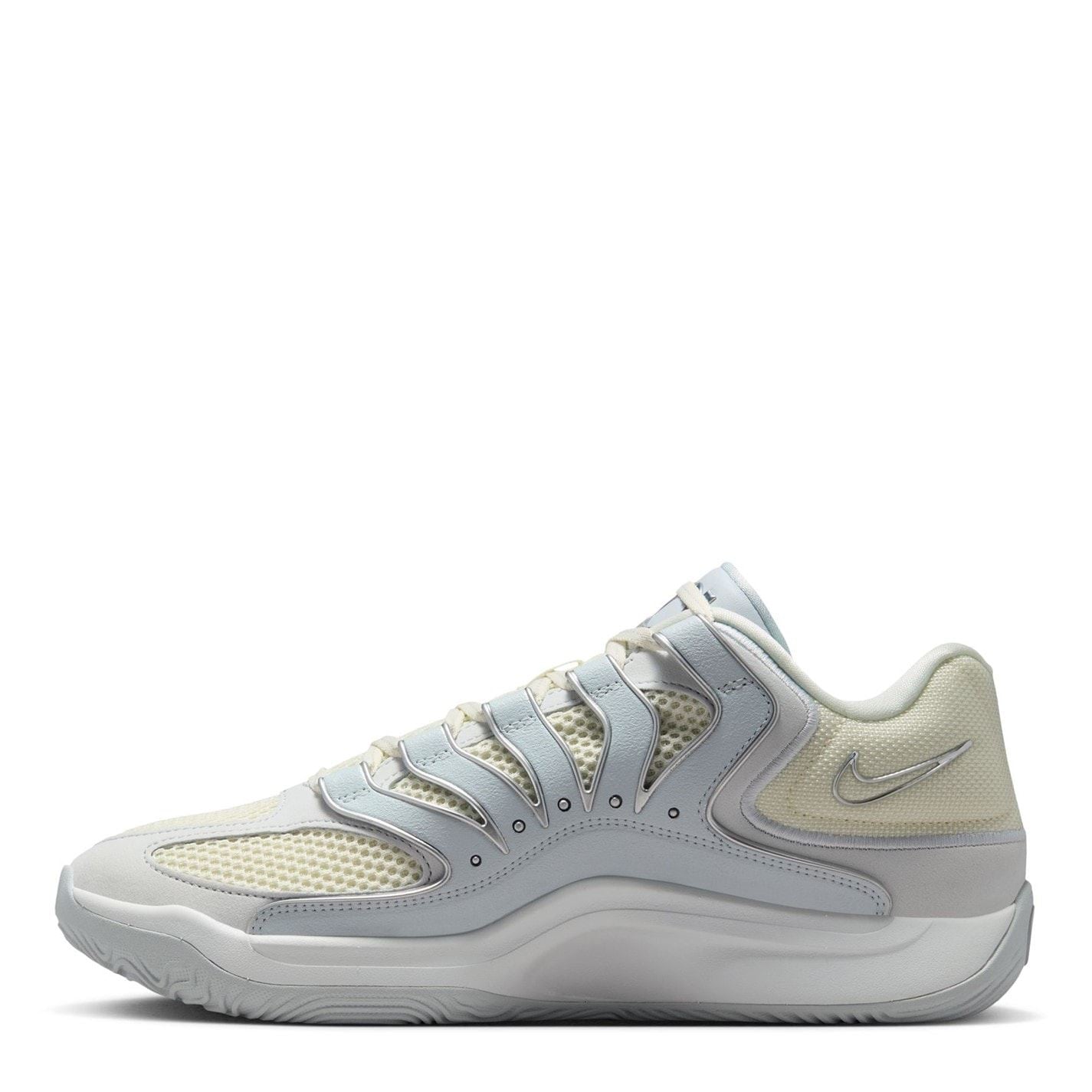 Nike Low Heel Round Toe Low Top Sneakers