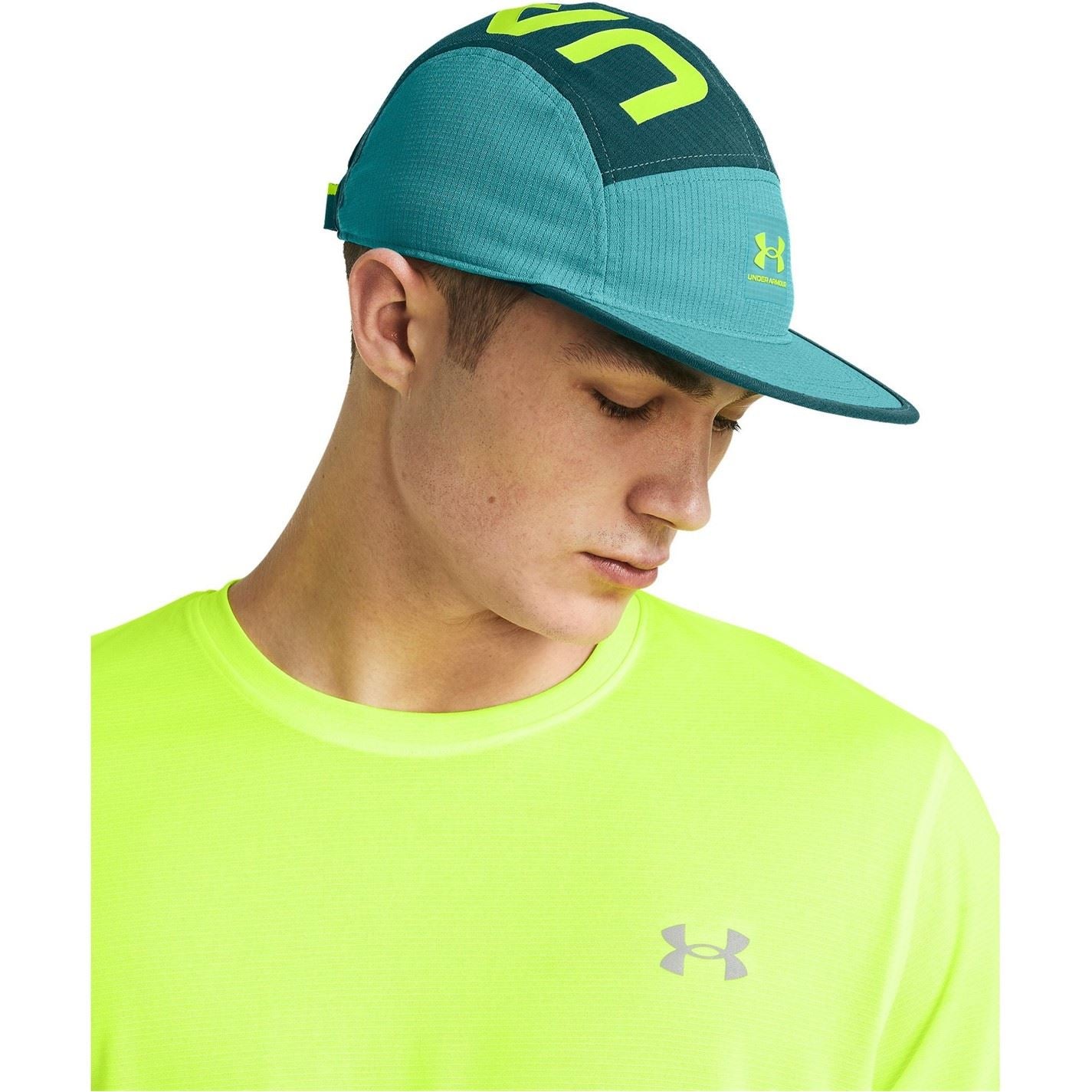 Under Armour Chill Armourvent Camper Cap
