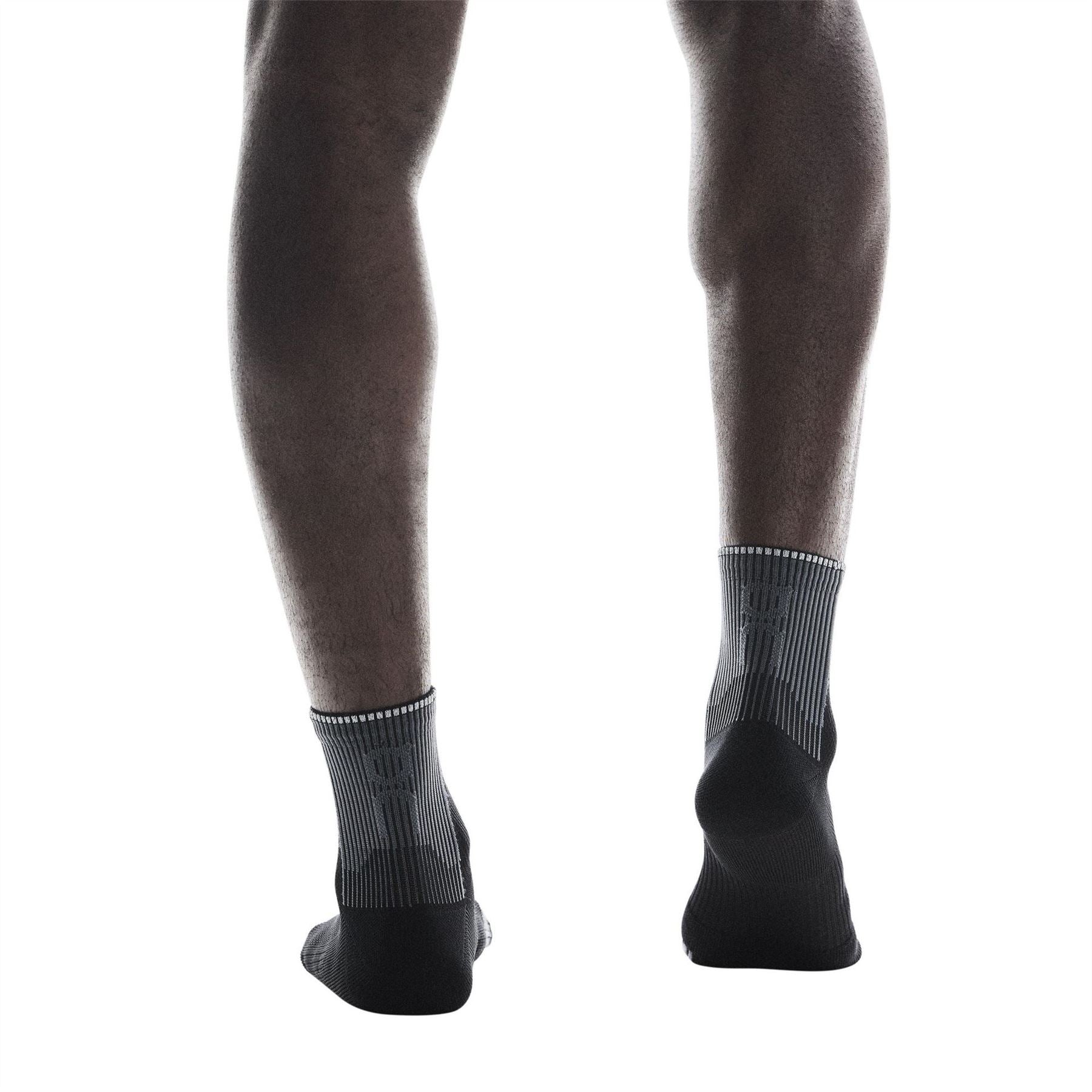On Adults Quarter Socks