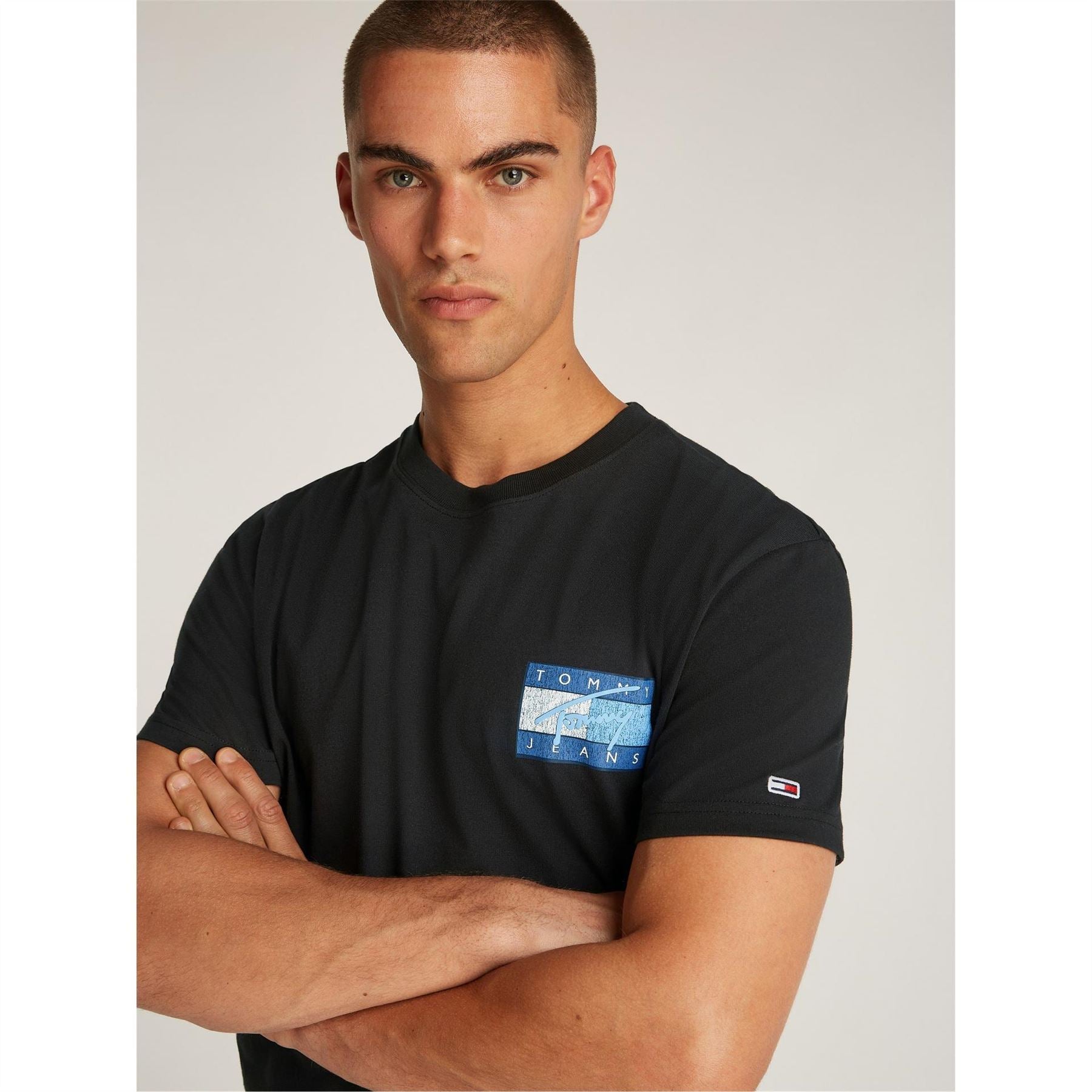 Tommy Jeans Regular Fit Flag Graphic T-Shirt