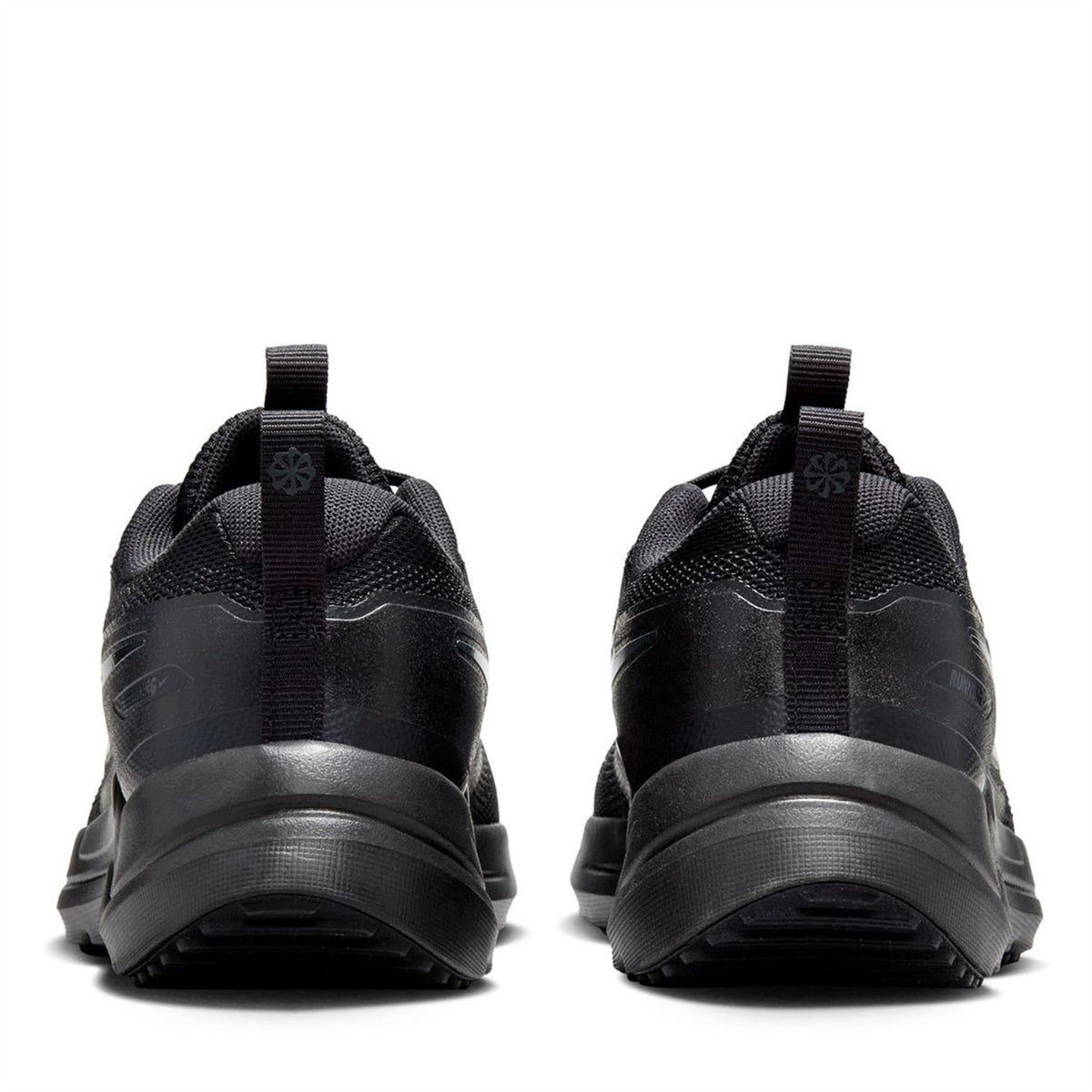 Nike Cosmic Runner Low Top Sneakers