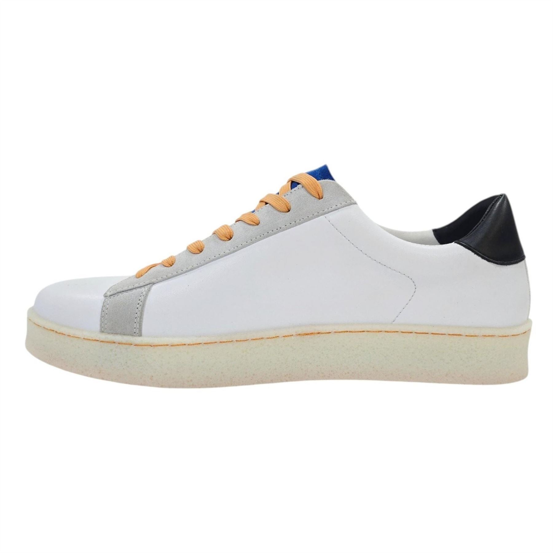 Loyalti Castro Low Top Trainers