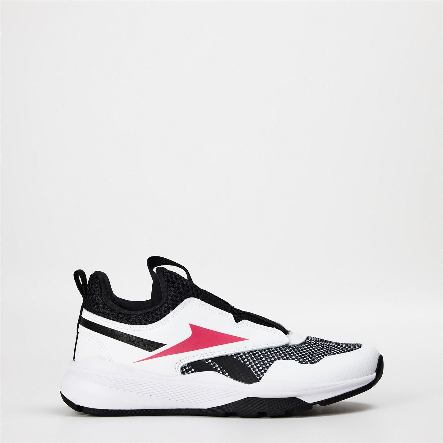 Reebok XT Sprinter Round Toe Low Top Sneakers