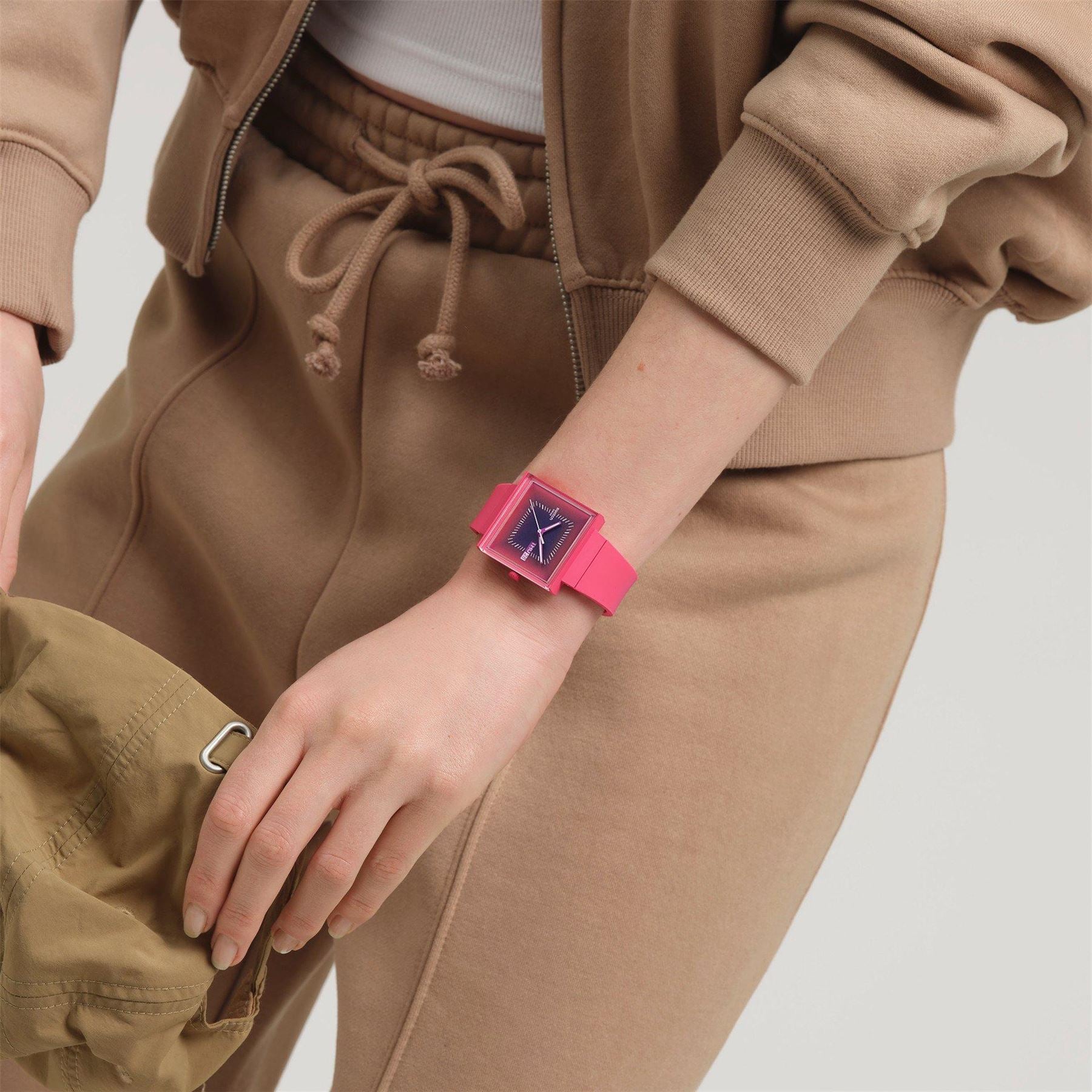 Swatch Squarely 53 Fashion Rubber Bracelet Analogue Watch