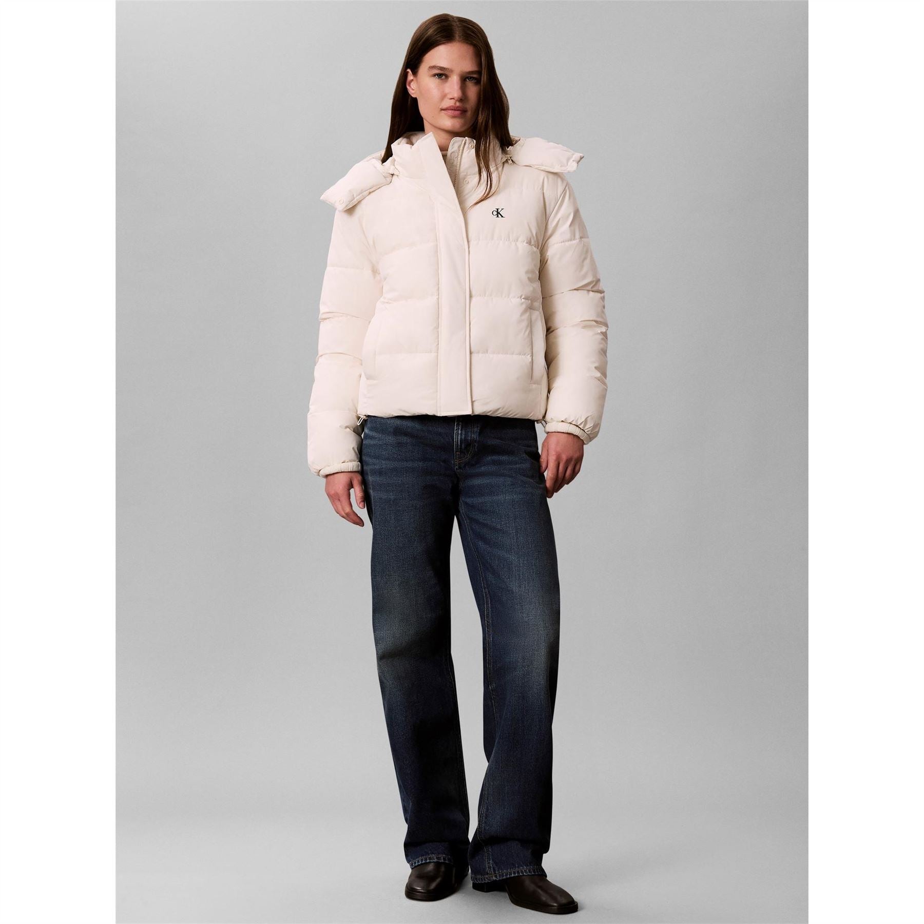 Calvin Klein Jeans  Essential Water Resistant Rds Certified Down Short Puffer Jacket