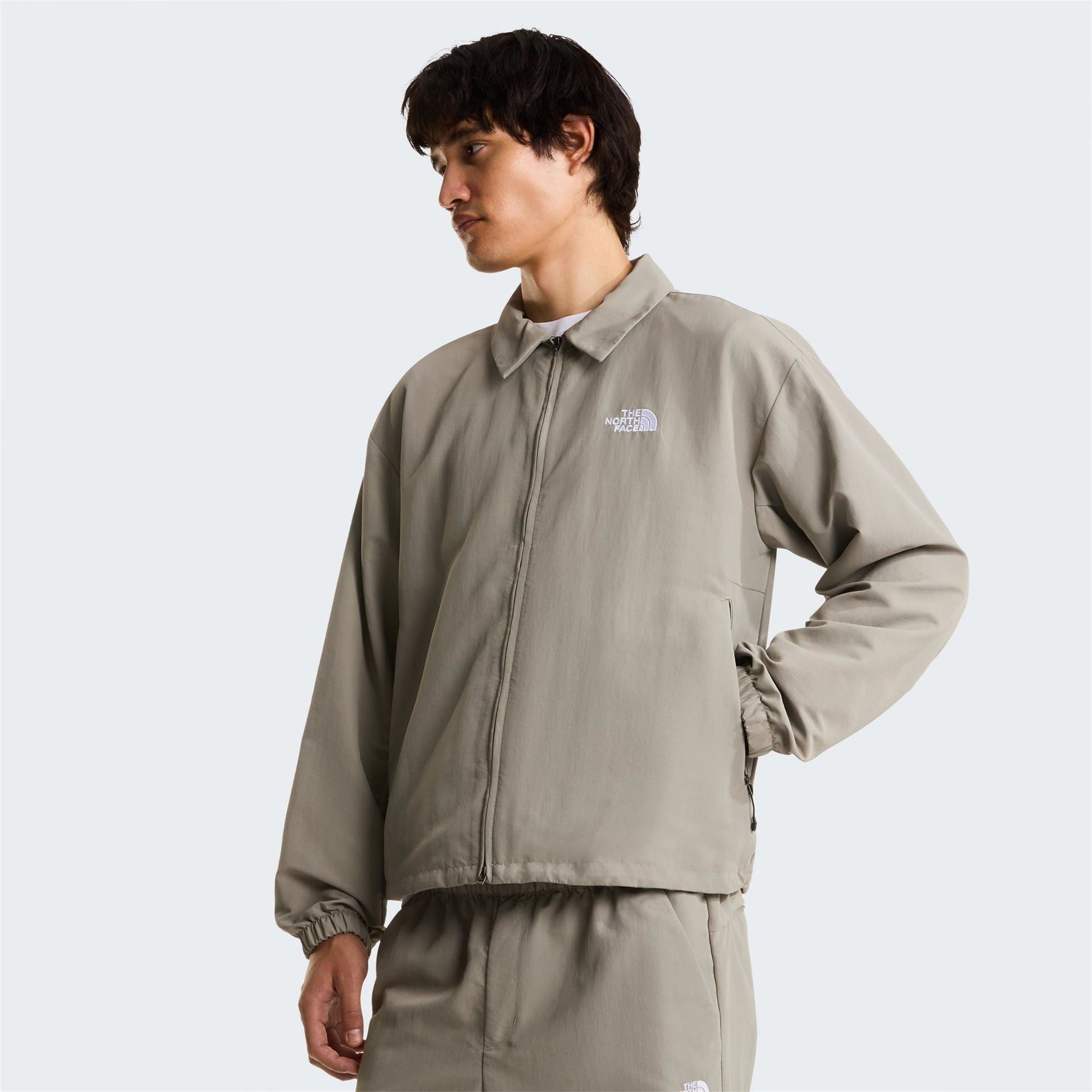 The North Face Mens Easy Wind Jacket