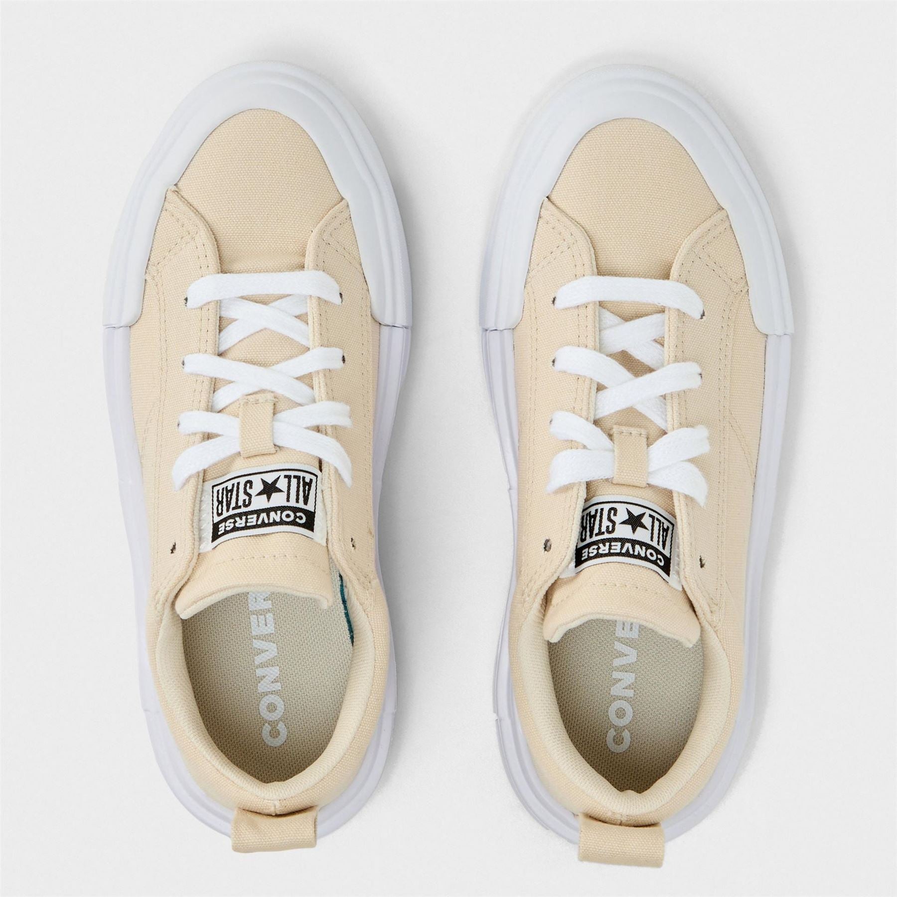 Converse Cruise Low Canvasas Trainers