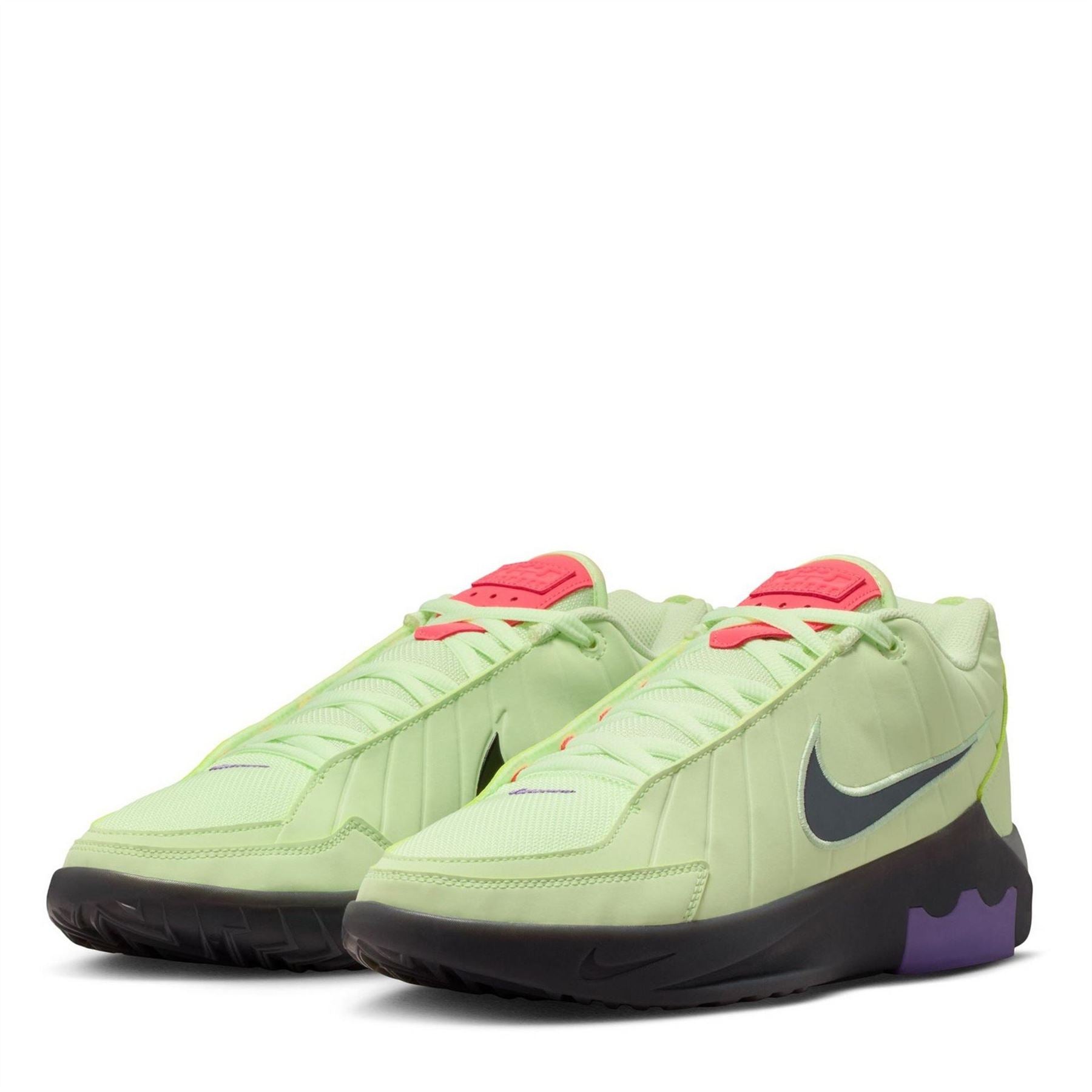 Nike Witness 9 Low Top Lace-Up Sneakers