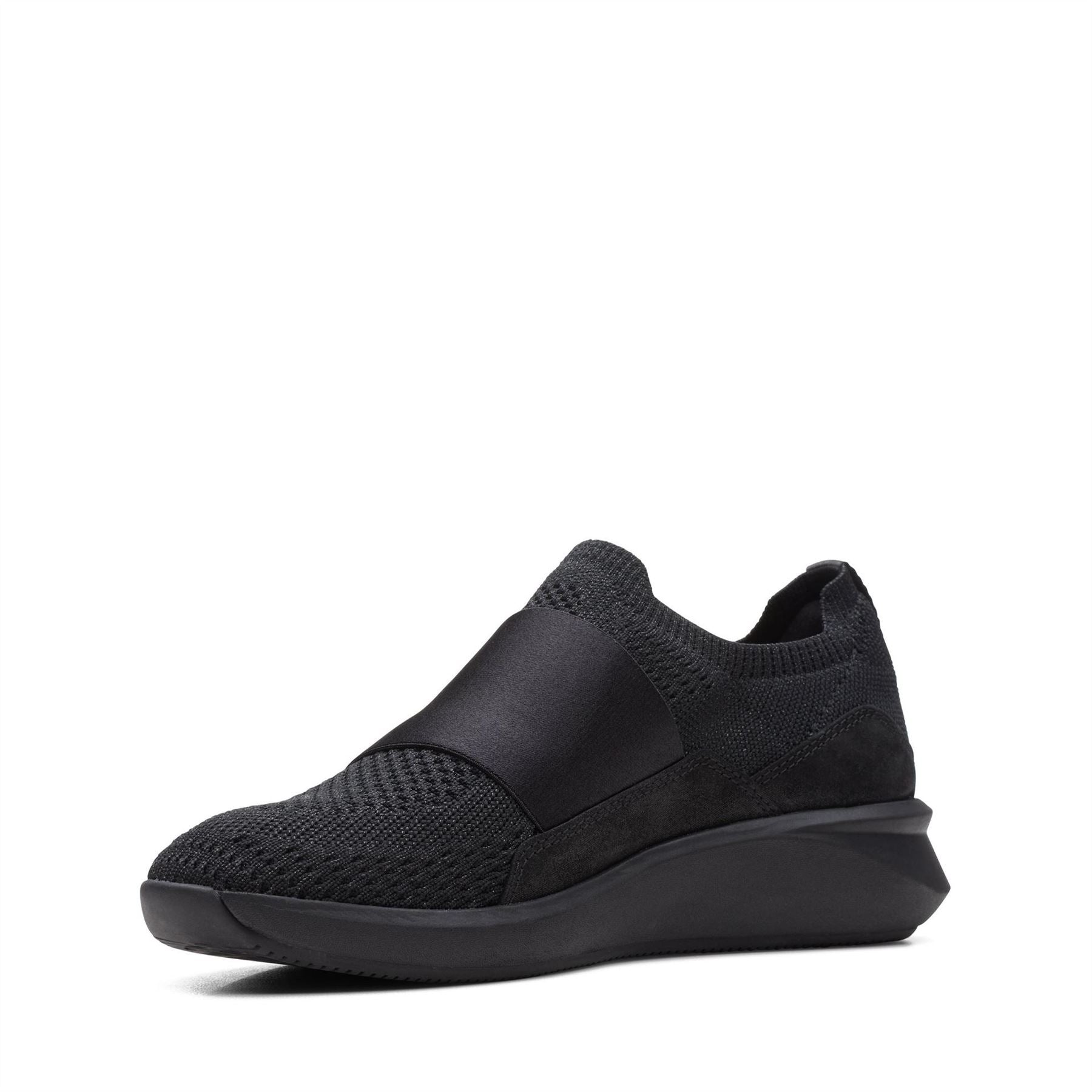 Clarks Un Rio Knit Trainers