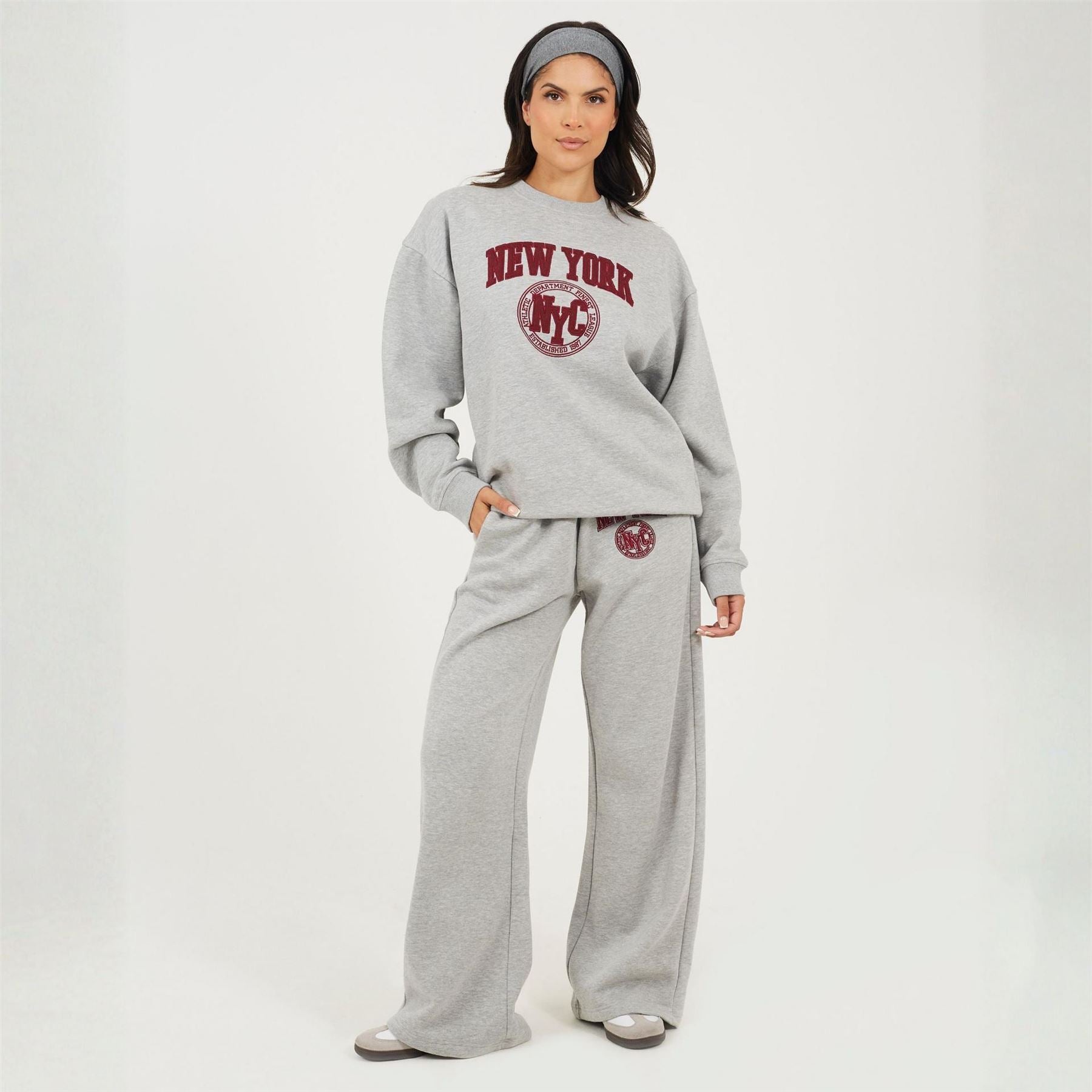 Brave Soul Womens Crew Neck Sweatshirt With New York Embroidery.