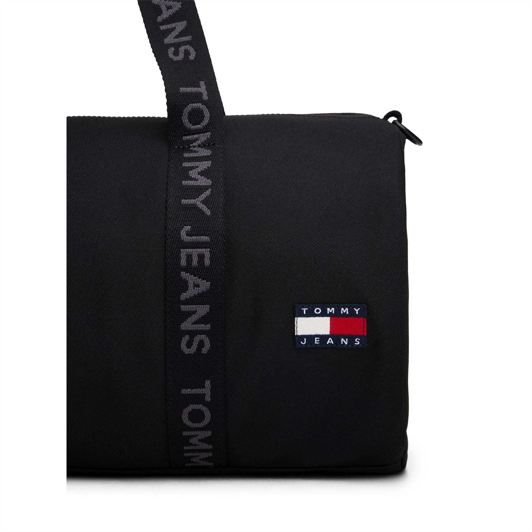 Tommy Jeans Daily Duffle Bag with Black Hardware