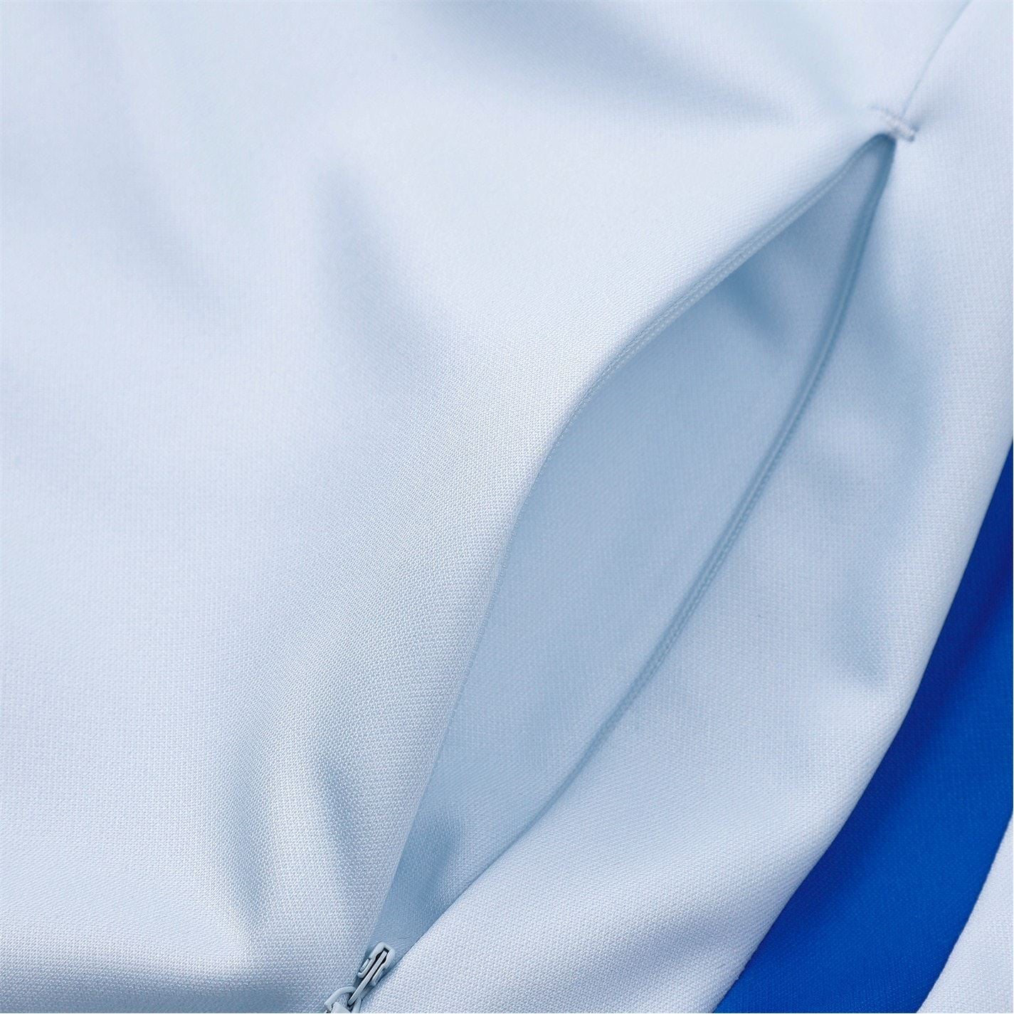 Kelme Solid Patterned Ribbed Cuff Zipped Pocket Training Jacket