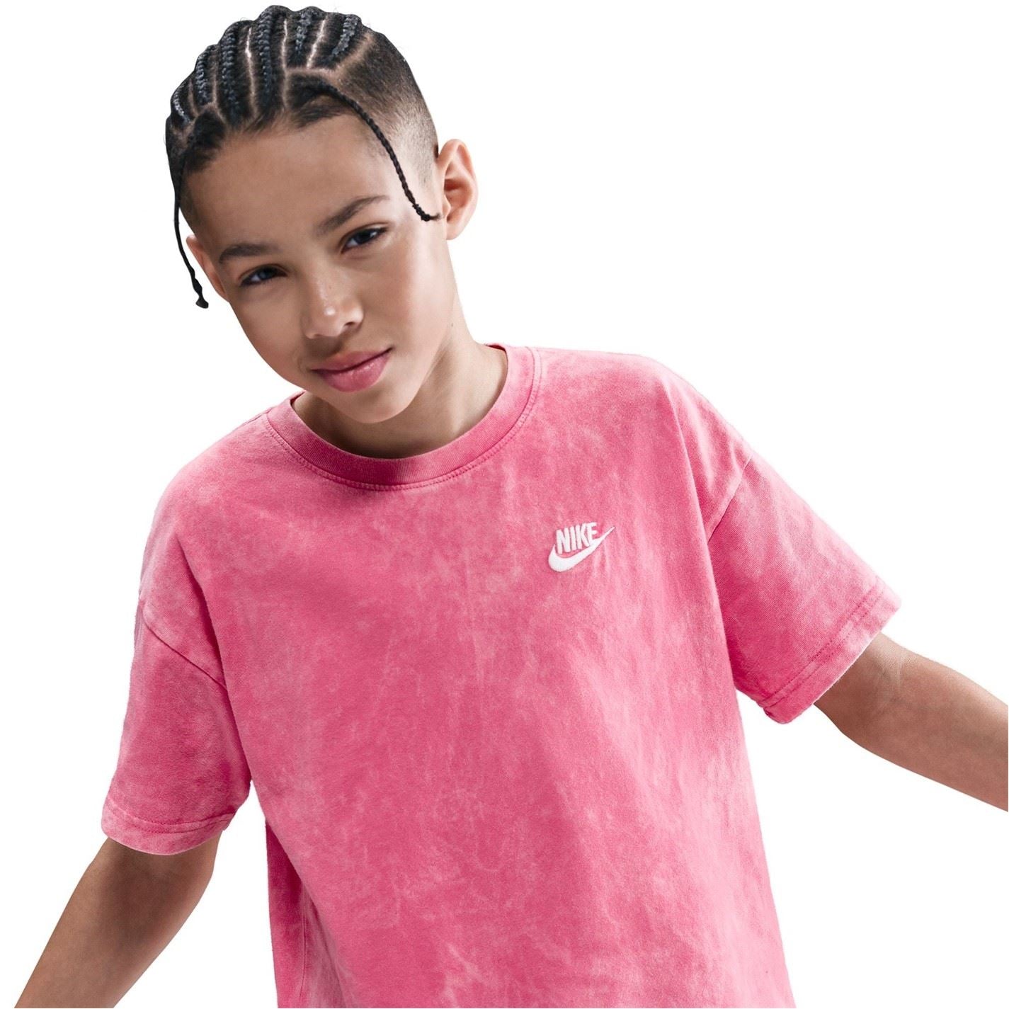 Nike Regular Fit Short Sleeve Crew Neck T-Shirt