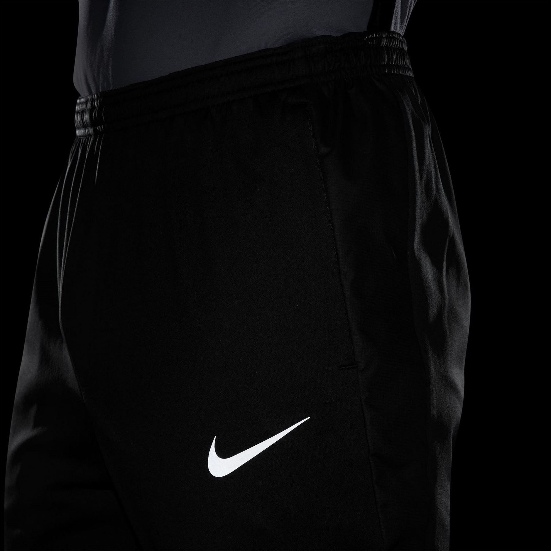Nike Strike Winter Warrior Solid Patterned Slim Track Pants