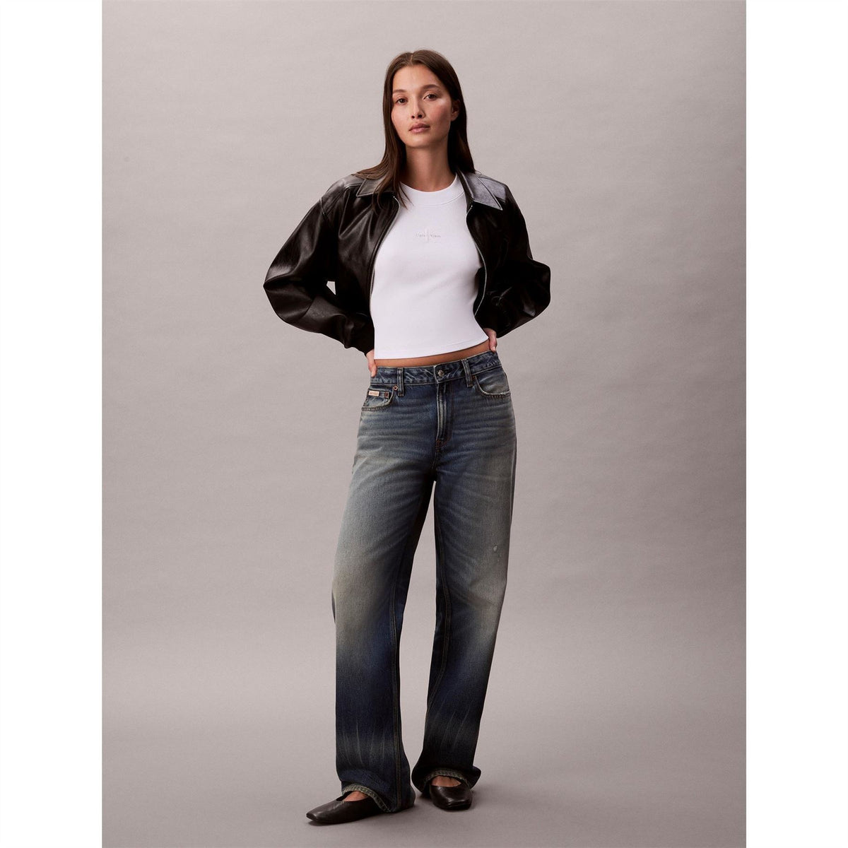Calvin Klein Jeans Baby Cropped Slim Fit Long Sleeve Crew Neck T-Shirt