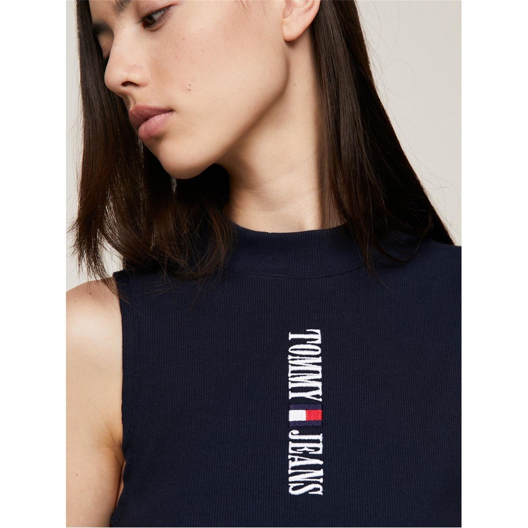 Tommy Jeans Archive Mock Neck Slim Fit Cropped Tank
