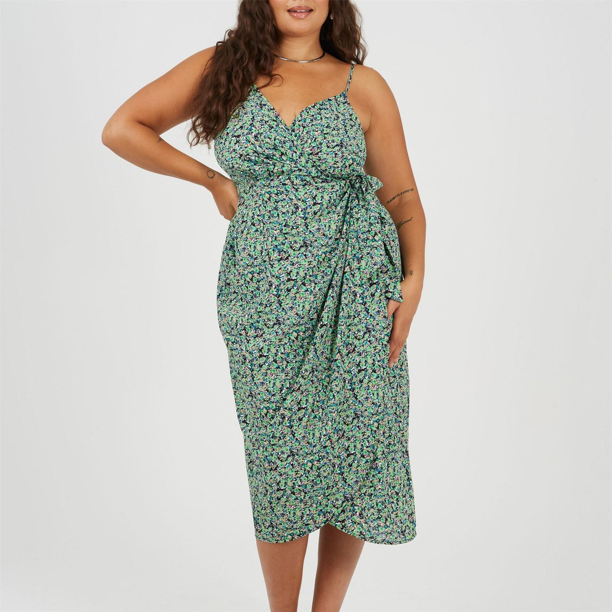 Brave Soul Plus Size Knot Front Strappy Midi Dress With Floral Print