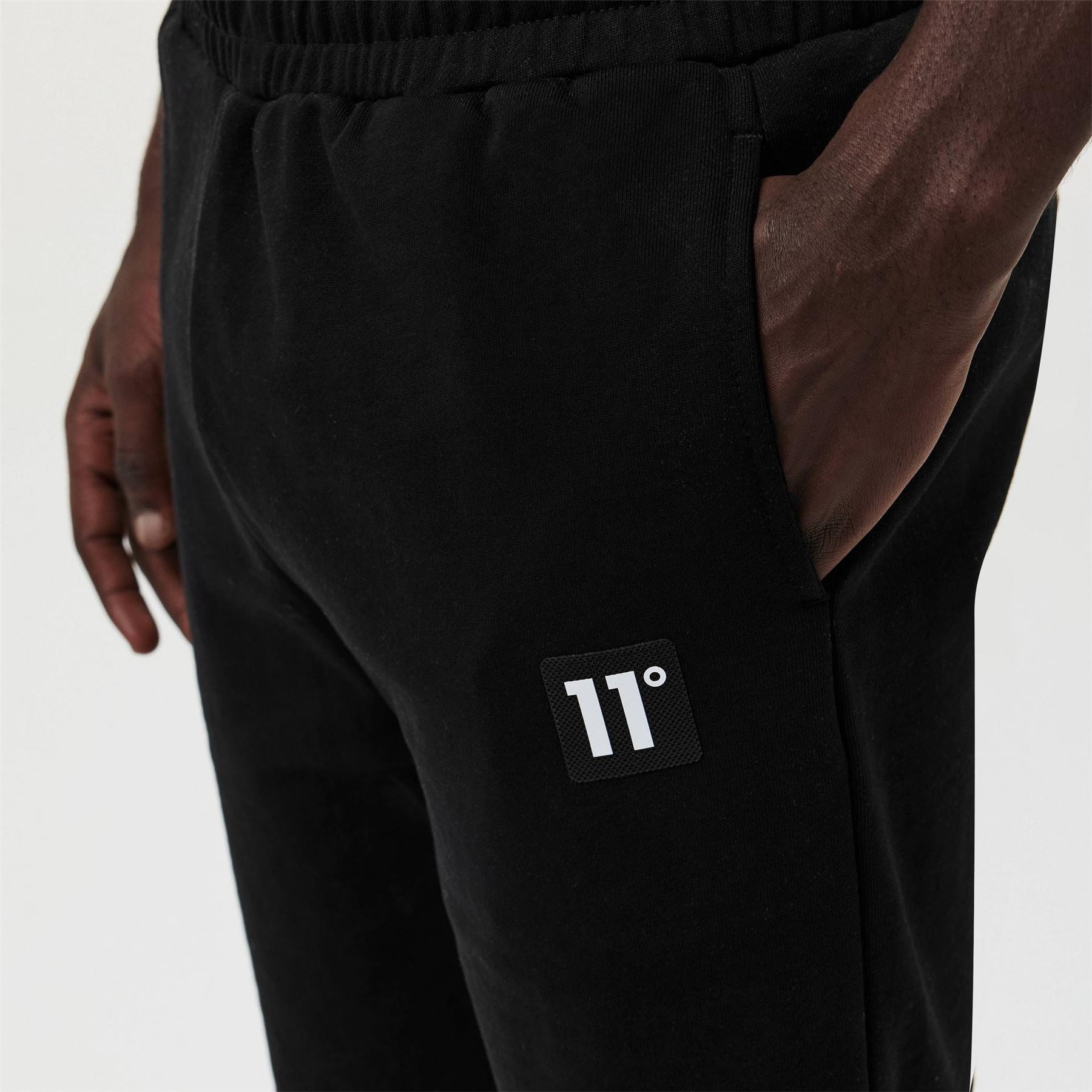 11 Degrees Mens Core Shorts