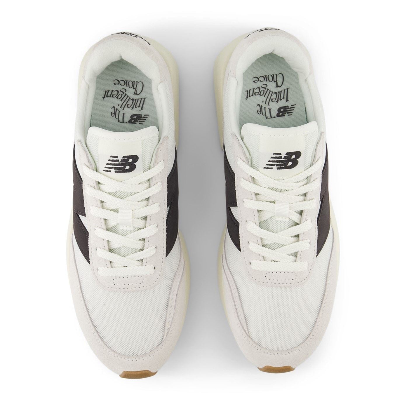 New Balance Low Top Round Toe Flat Heel Sneakers