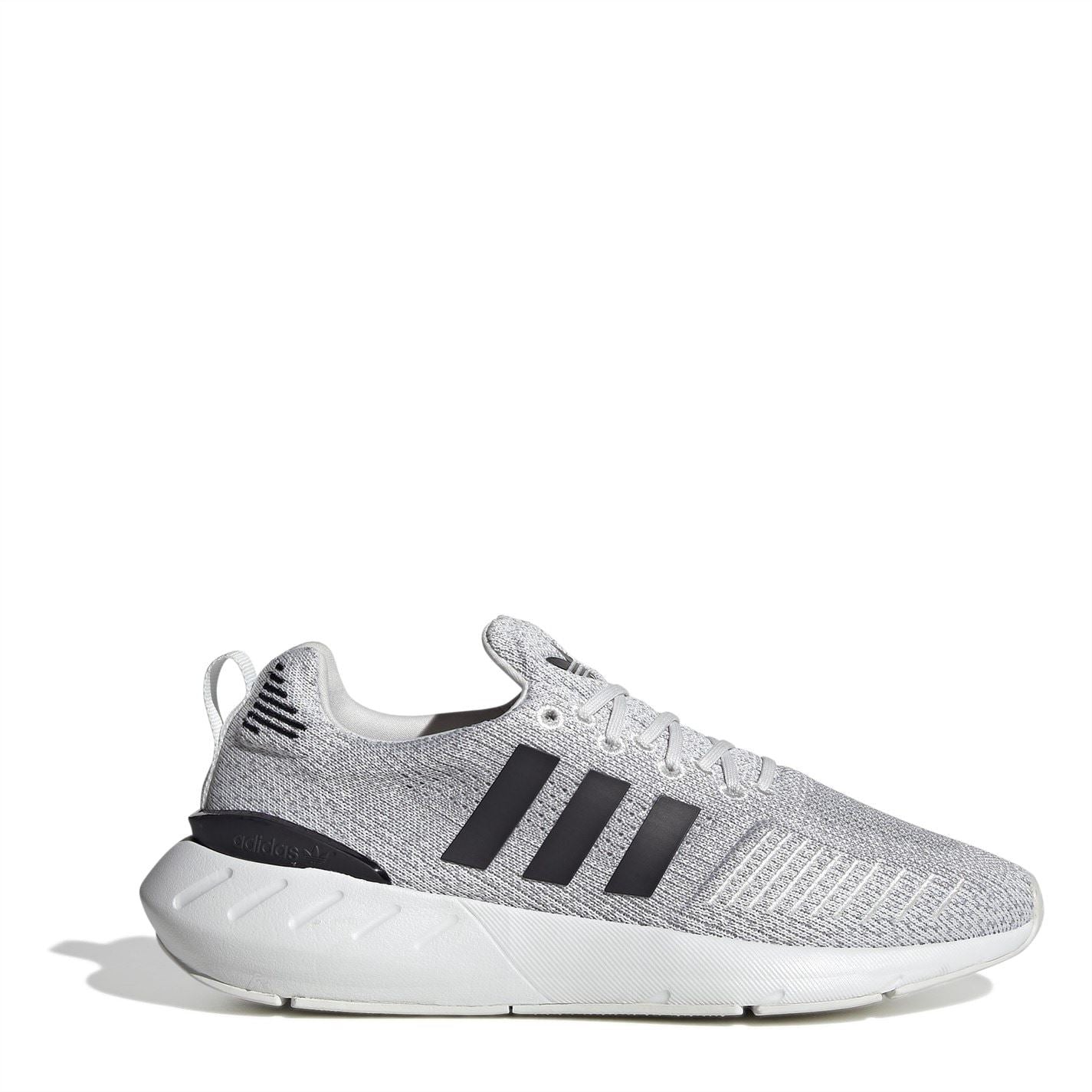 adidas Womens Swift Run 22 Shoes
