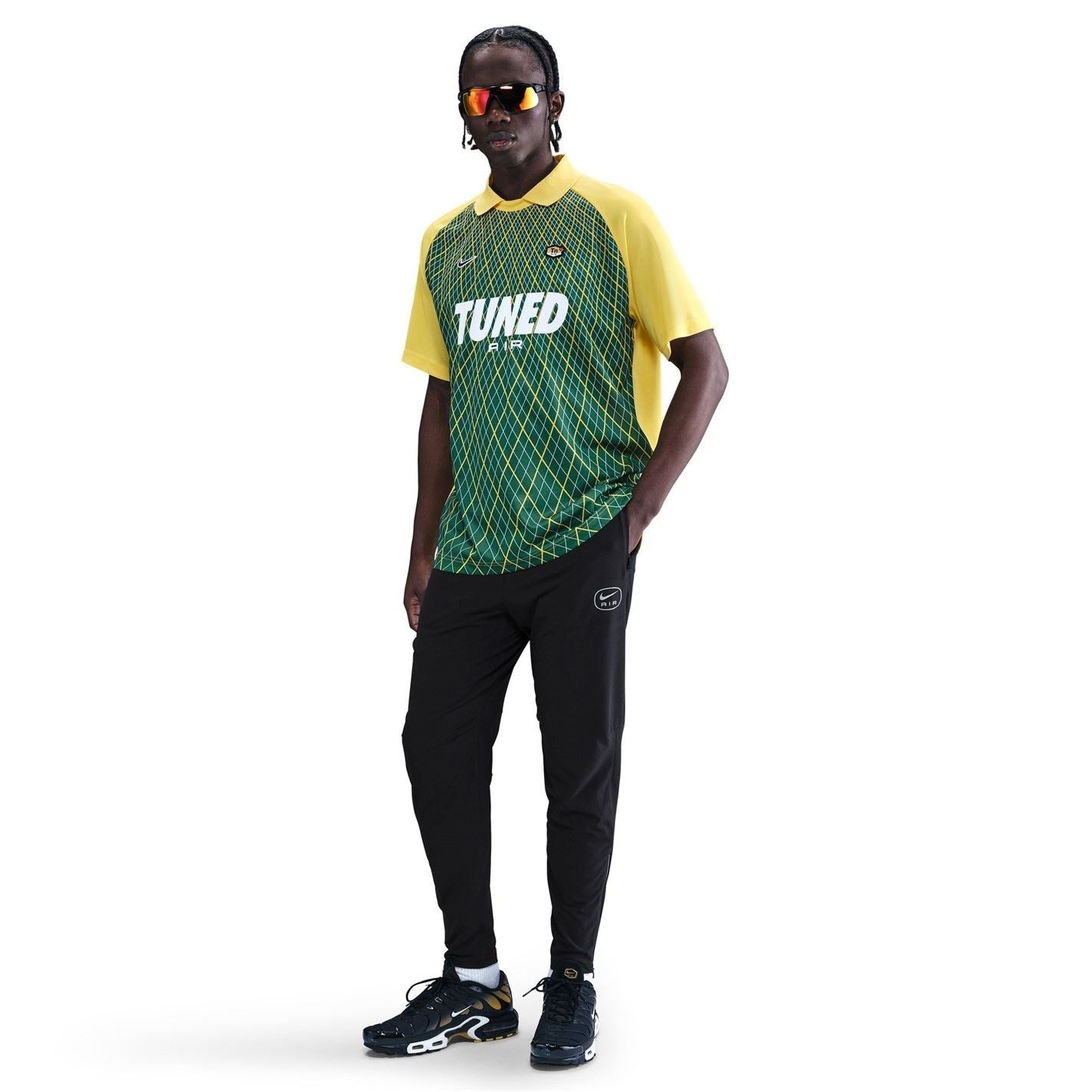 Nike Air Run Solid Patterned Track Pants