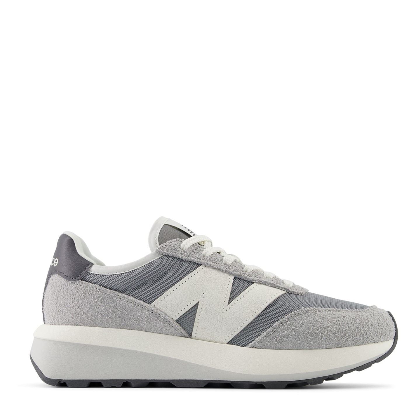 New Balance Low Top Round Toe Flat Heel Sneakers
