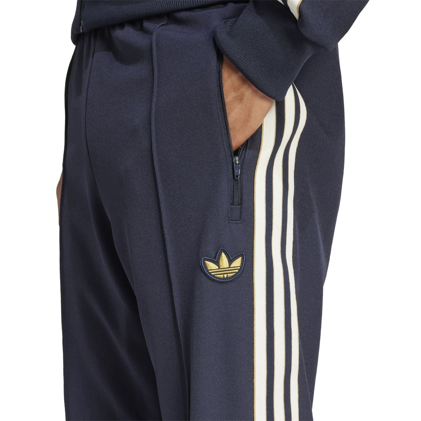 adidas Juventus 2024 2025 Icon Tracksuit Bottoms Adults